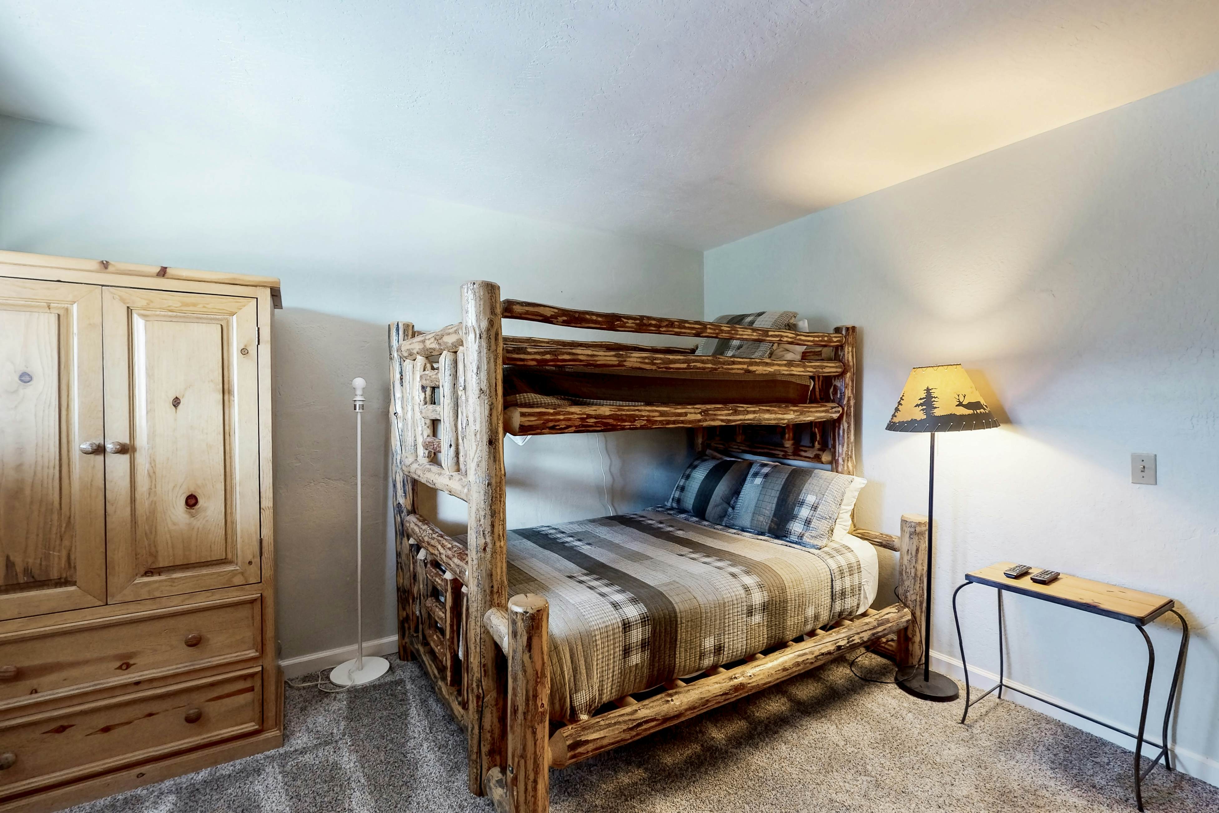 Mammoth View Villas 24