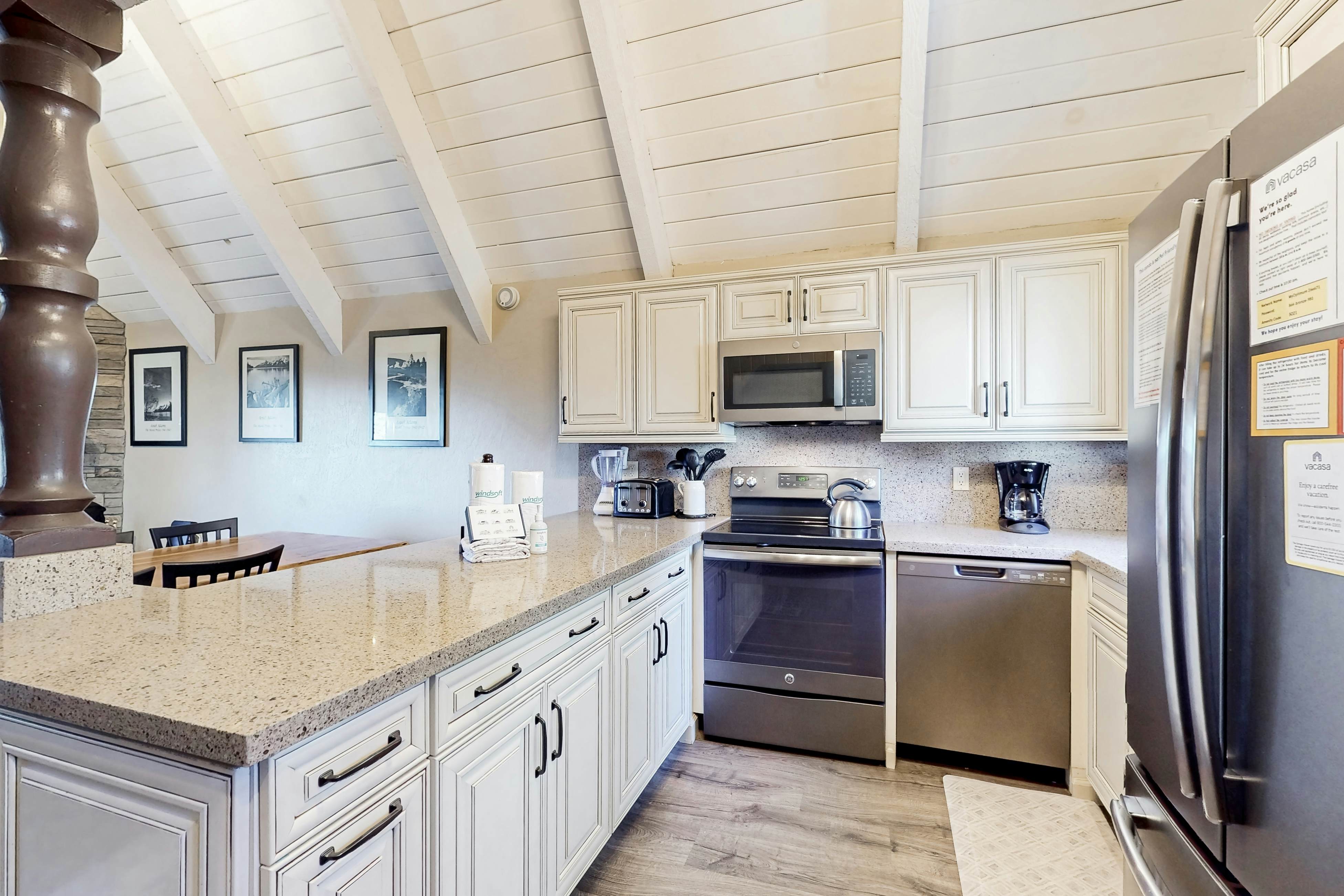 Mammoth View Villas 24