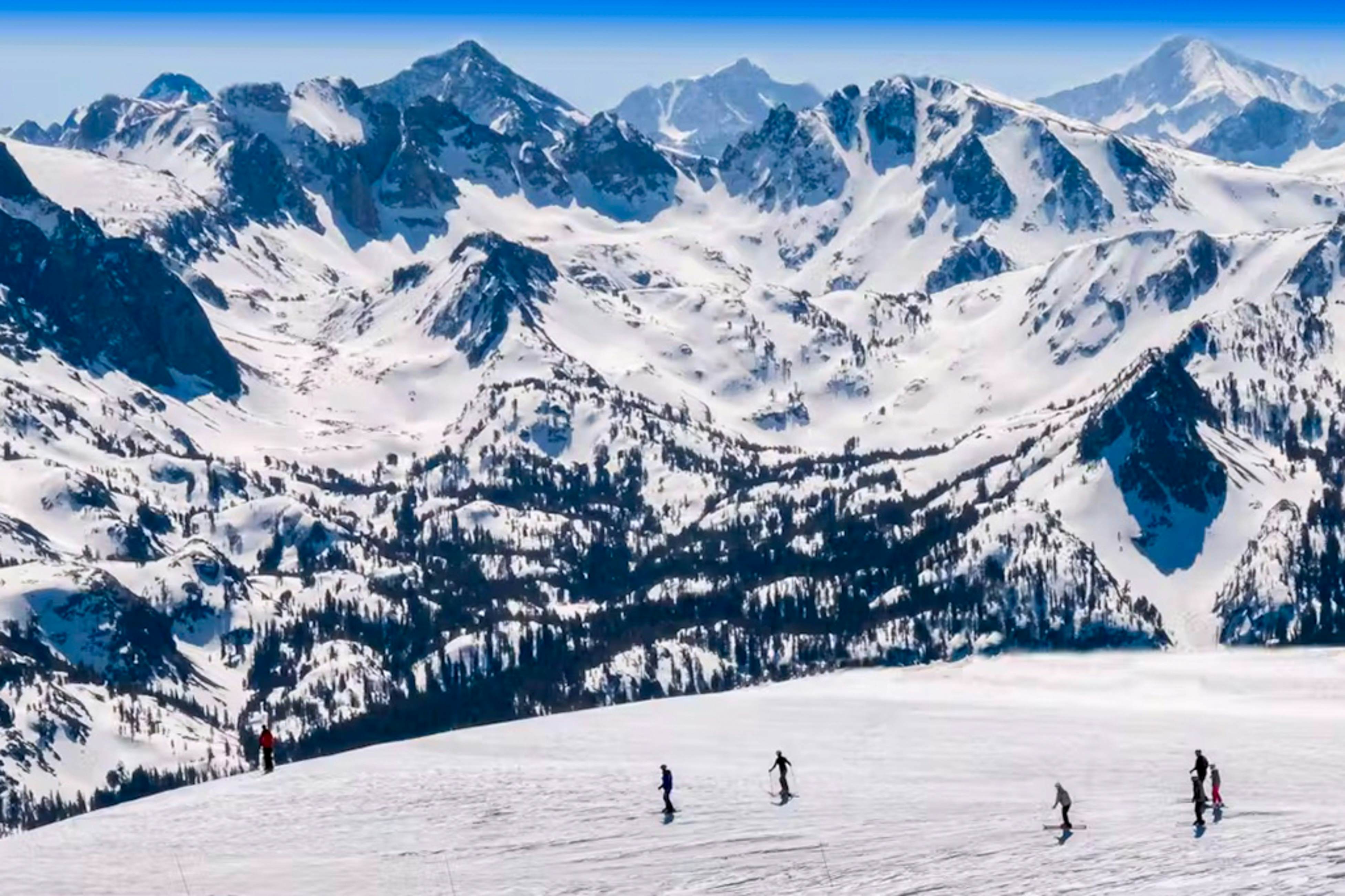 Mammoth View Villas 24