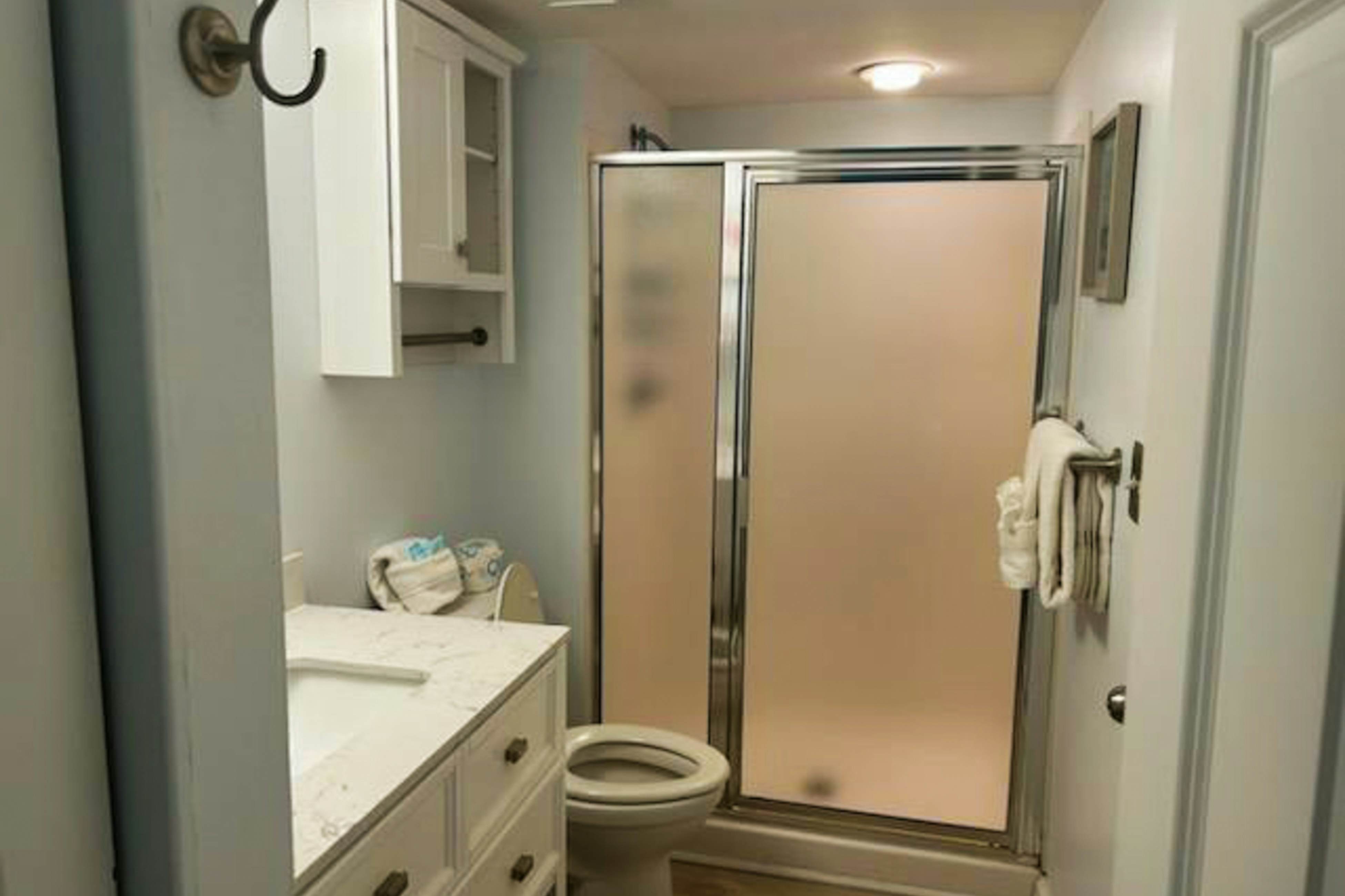 Pelican Beach Resort 1818