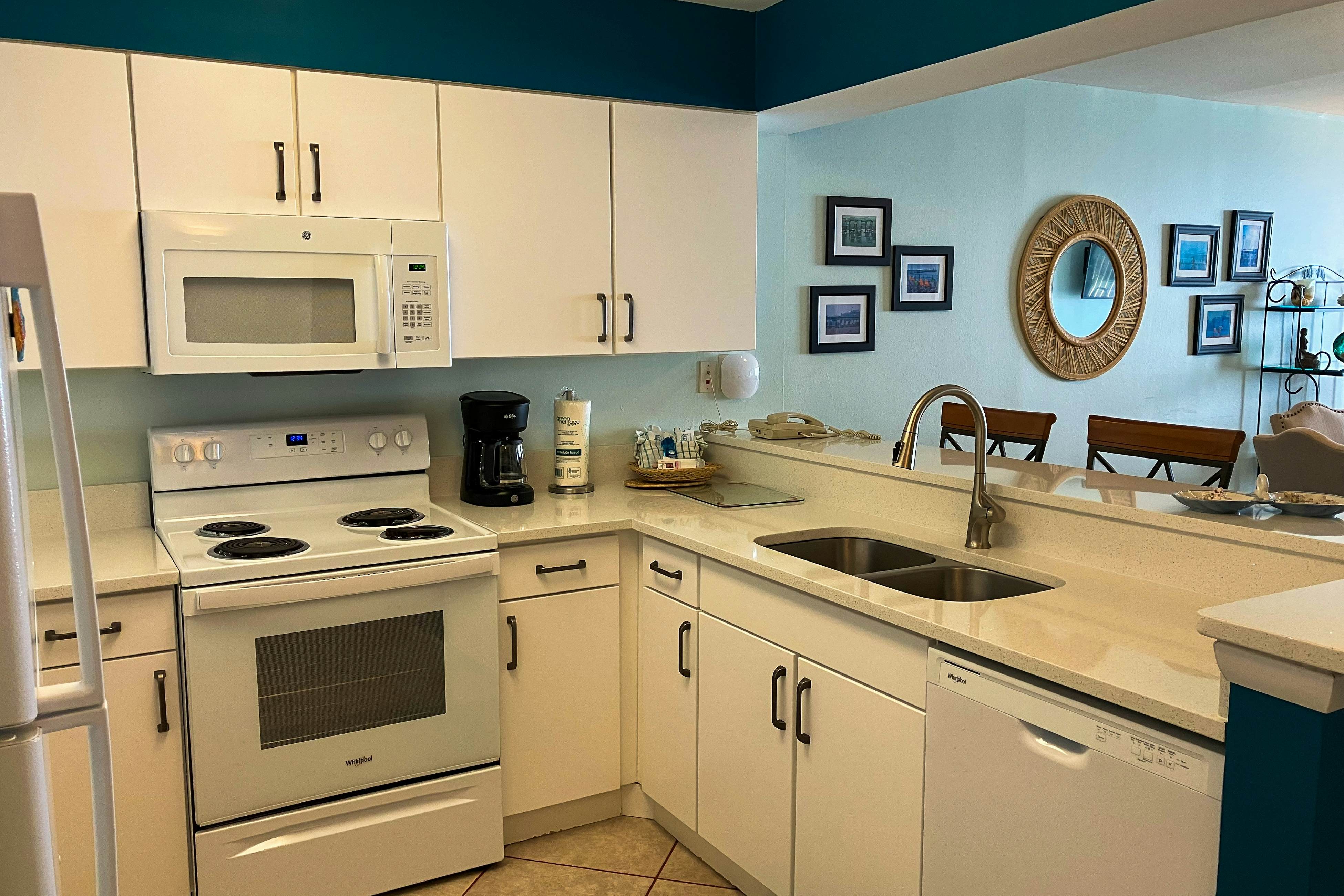 Pelican Beach Resort 1818