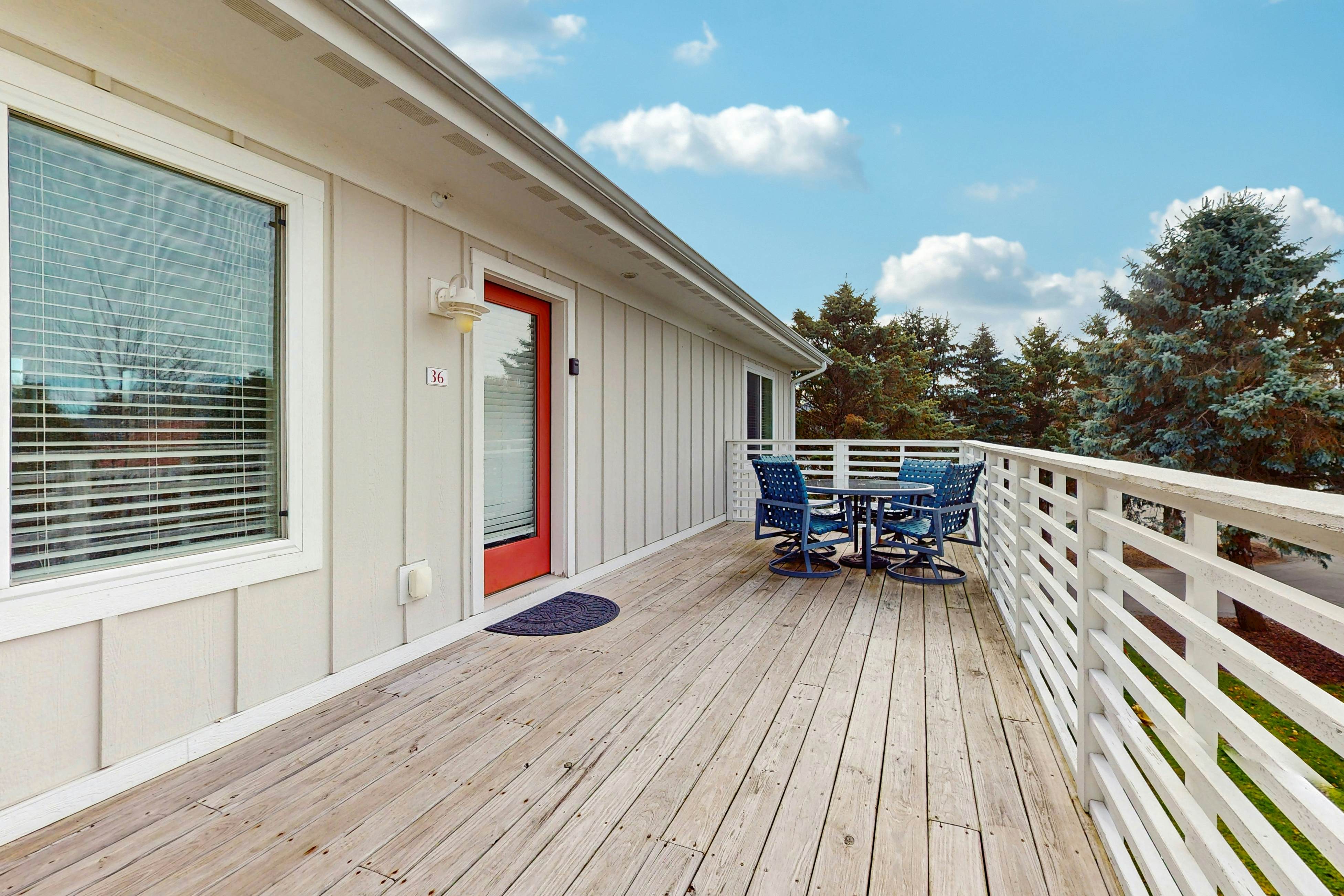 Northern Lights Condominiums - Blue Star Bliss