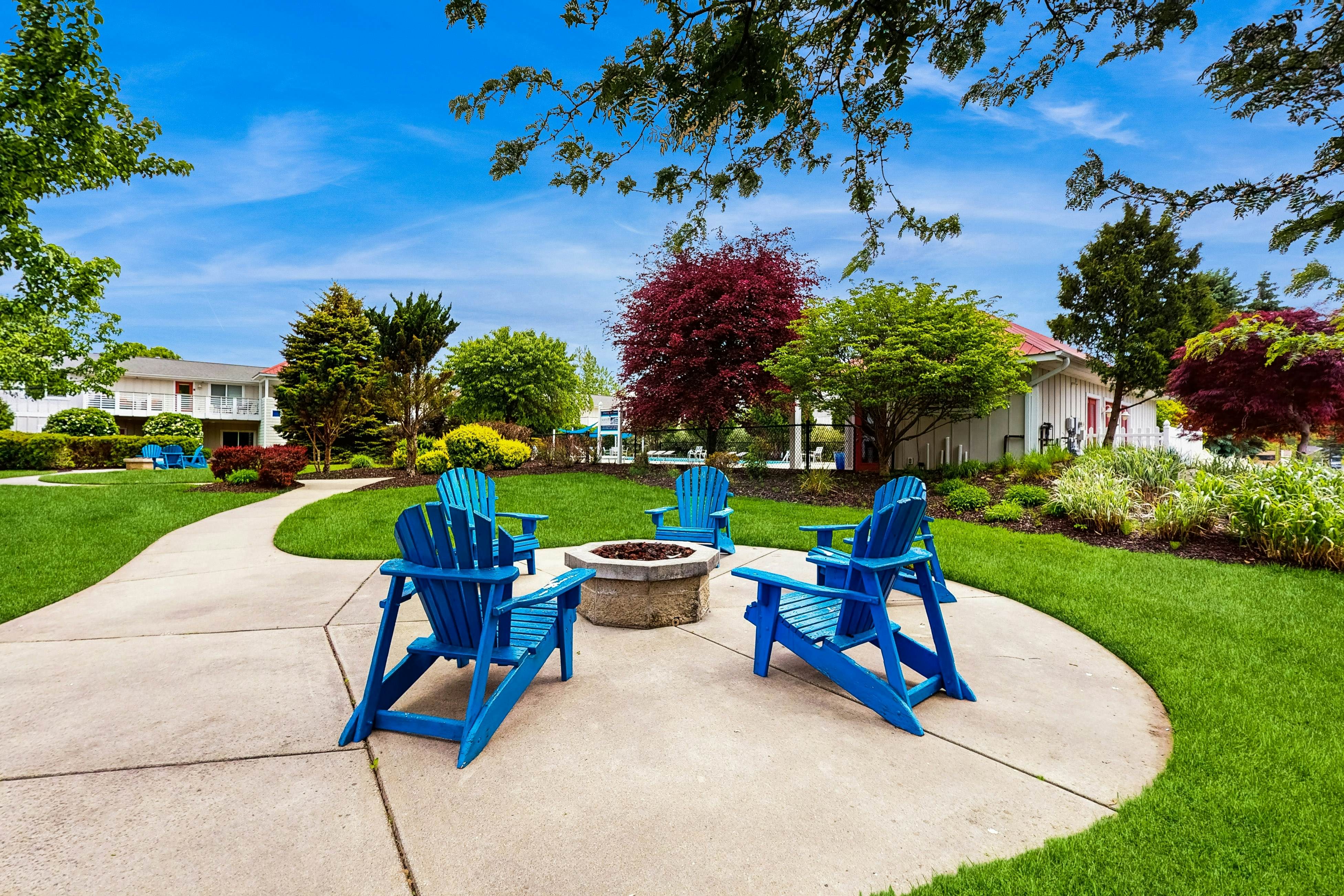 Northern Lights Condominiums - Blue Star Bliss