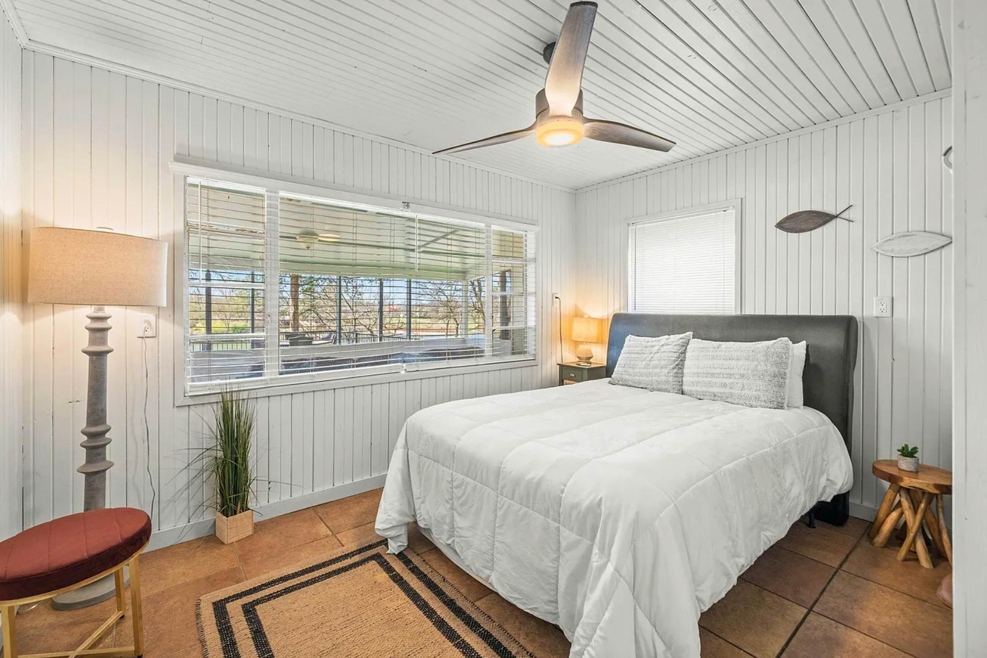 Sunset Shore Cottage