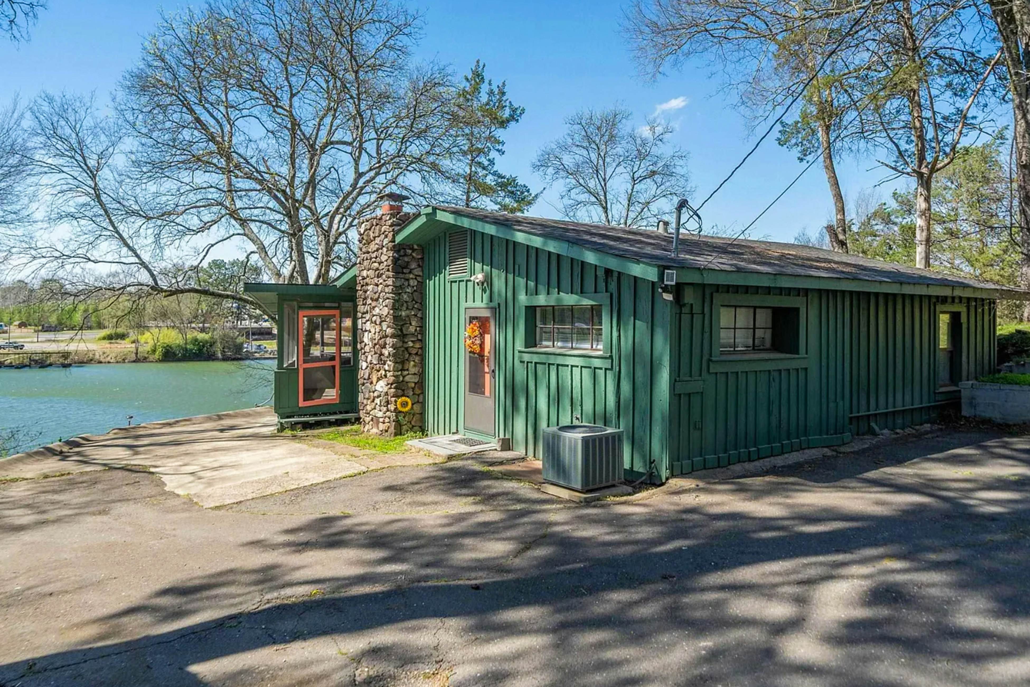 Sunset Shore Cottage