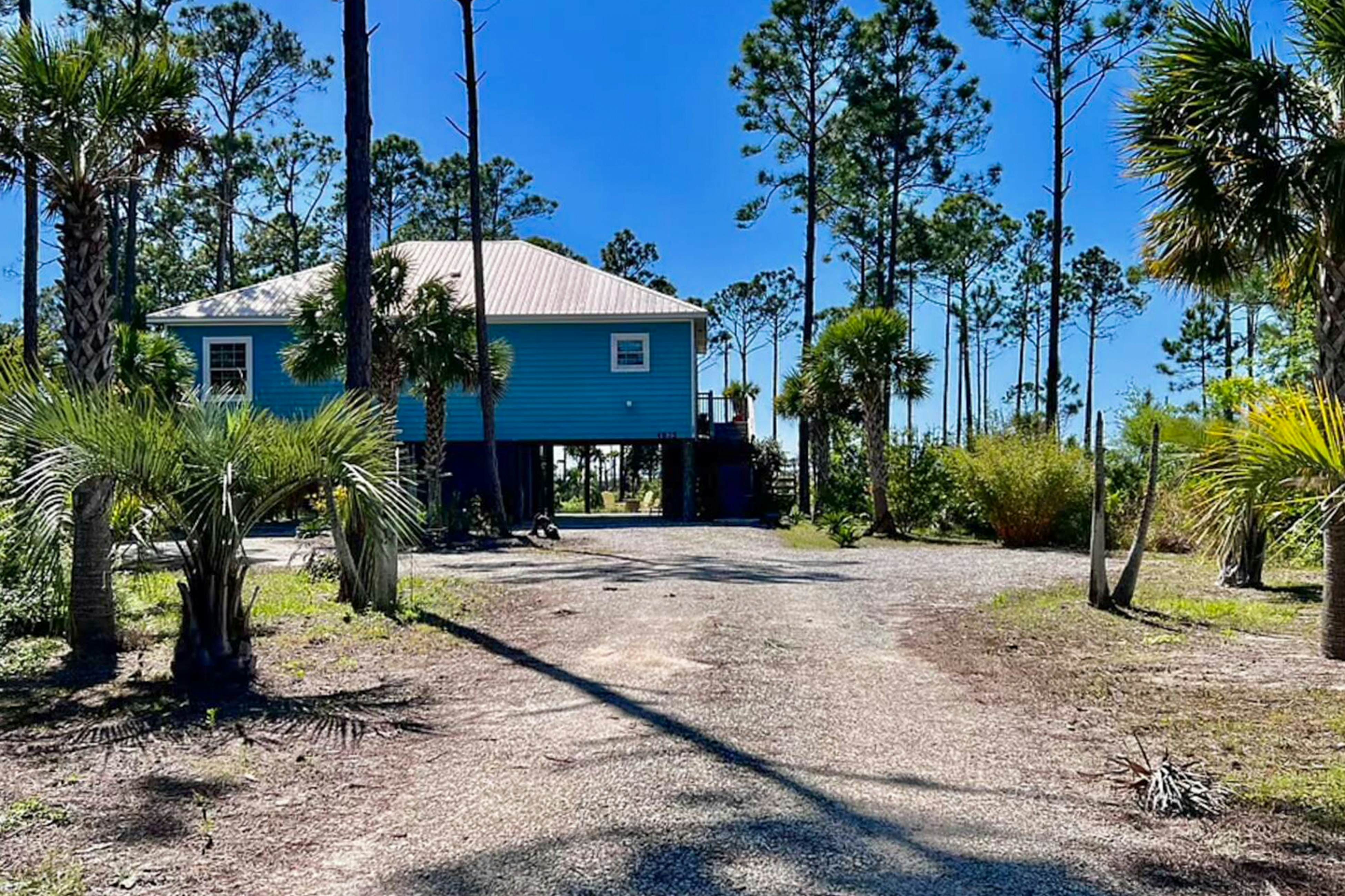 Bayfront Sunset Oasis