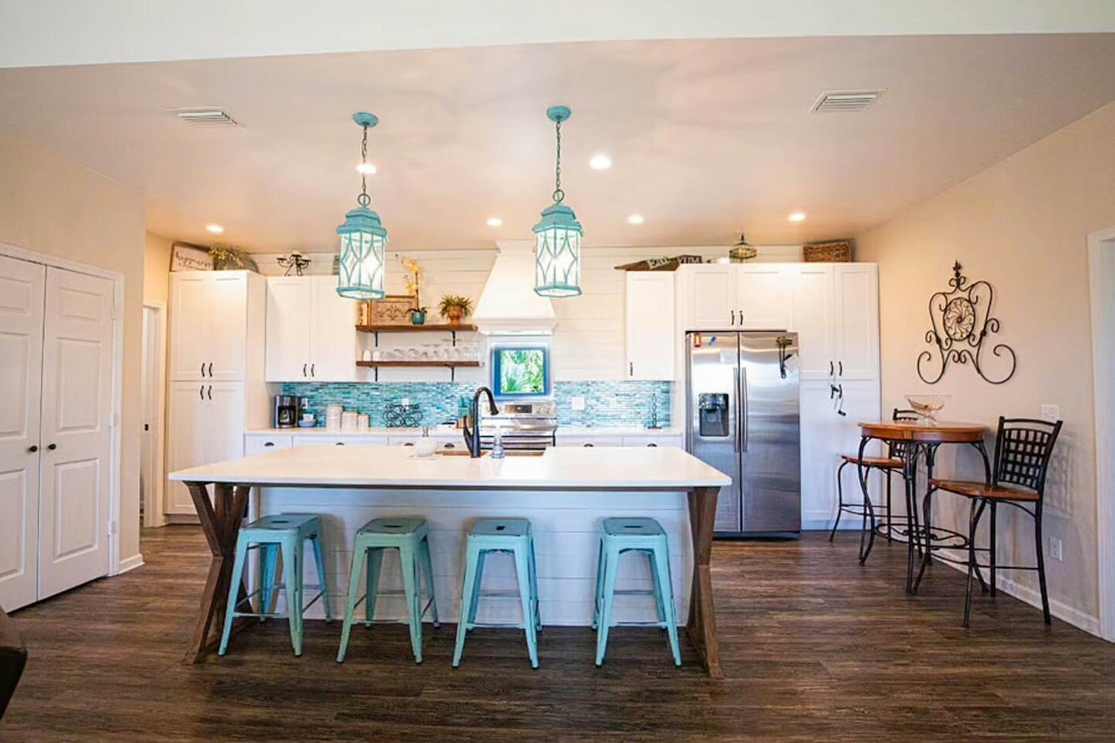 Bayfront Sunset Oasis