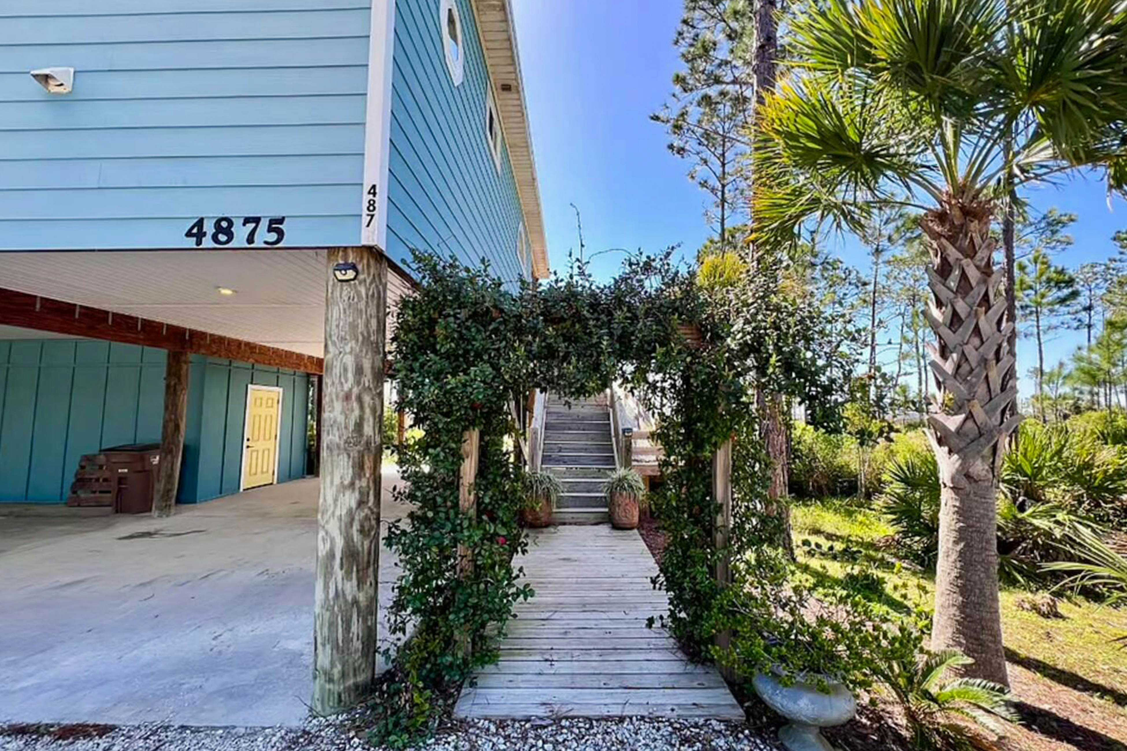 Bayfront Sunset Oasis