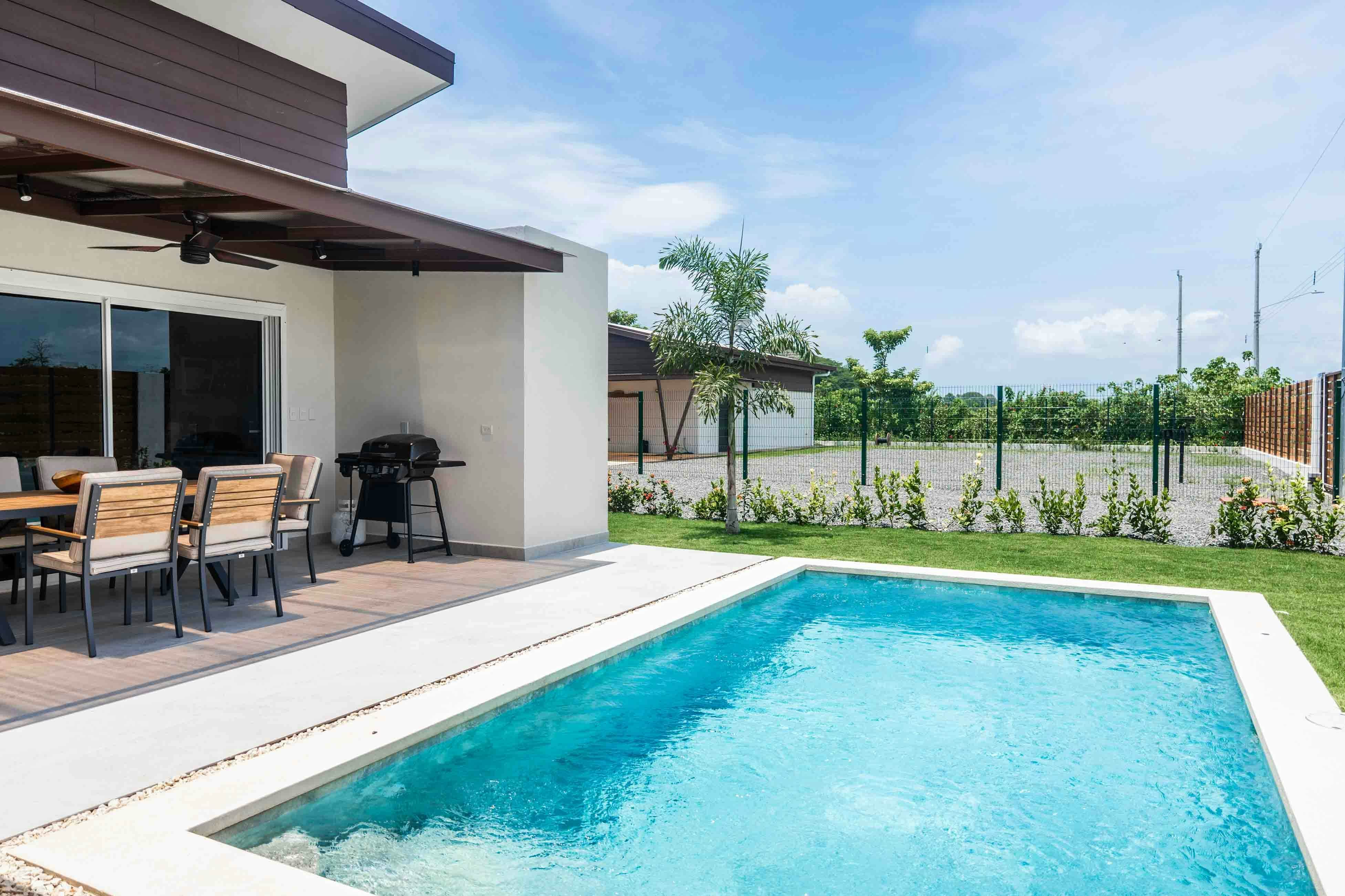 Triskele Retreat  - Combo Ocean and Earth