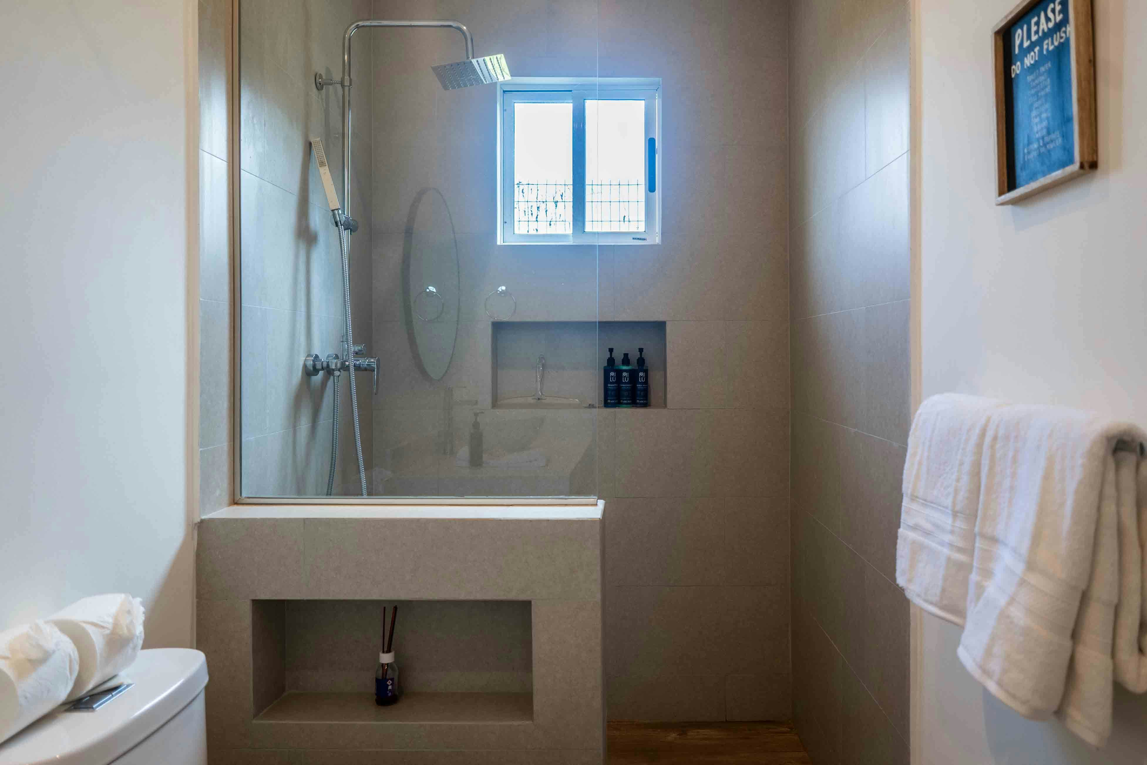 Triskele Retreat  - Combo Ocean and Earth