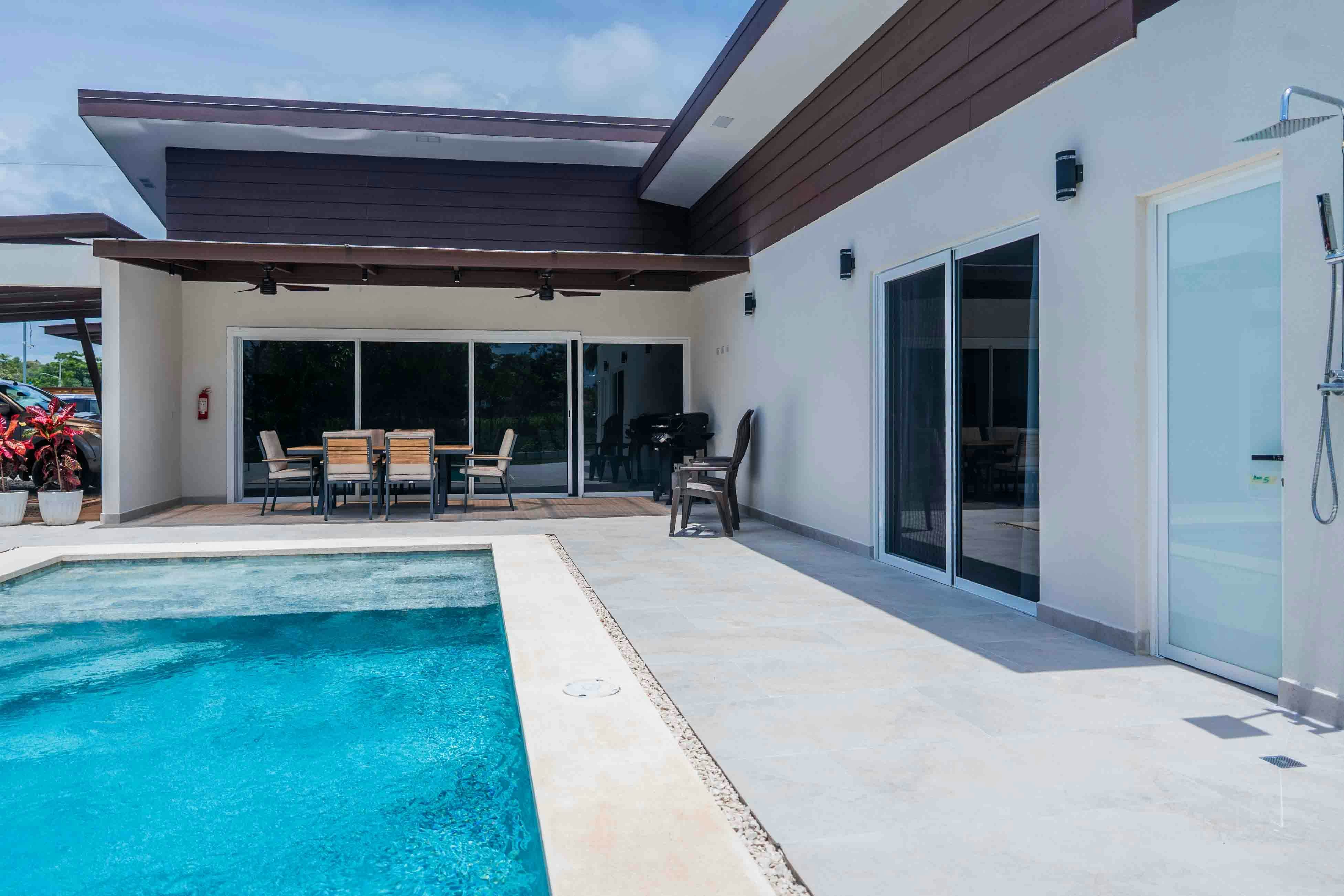 Triskele Retreat  - Combo Ocean and Earth