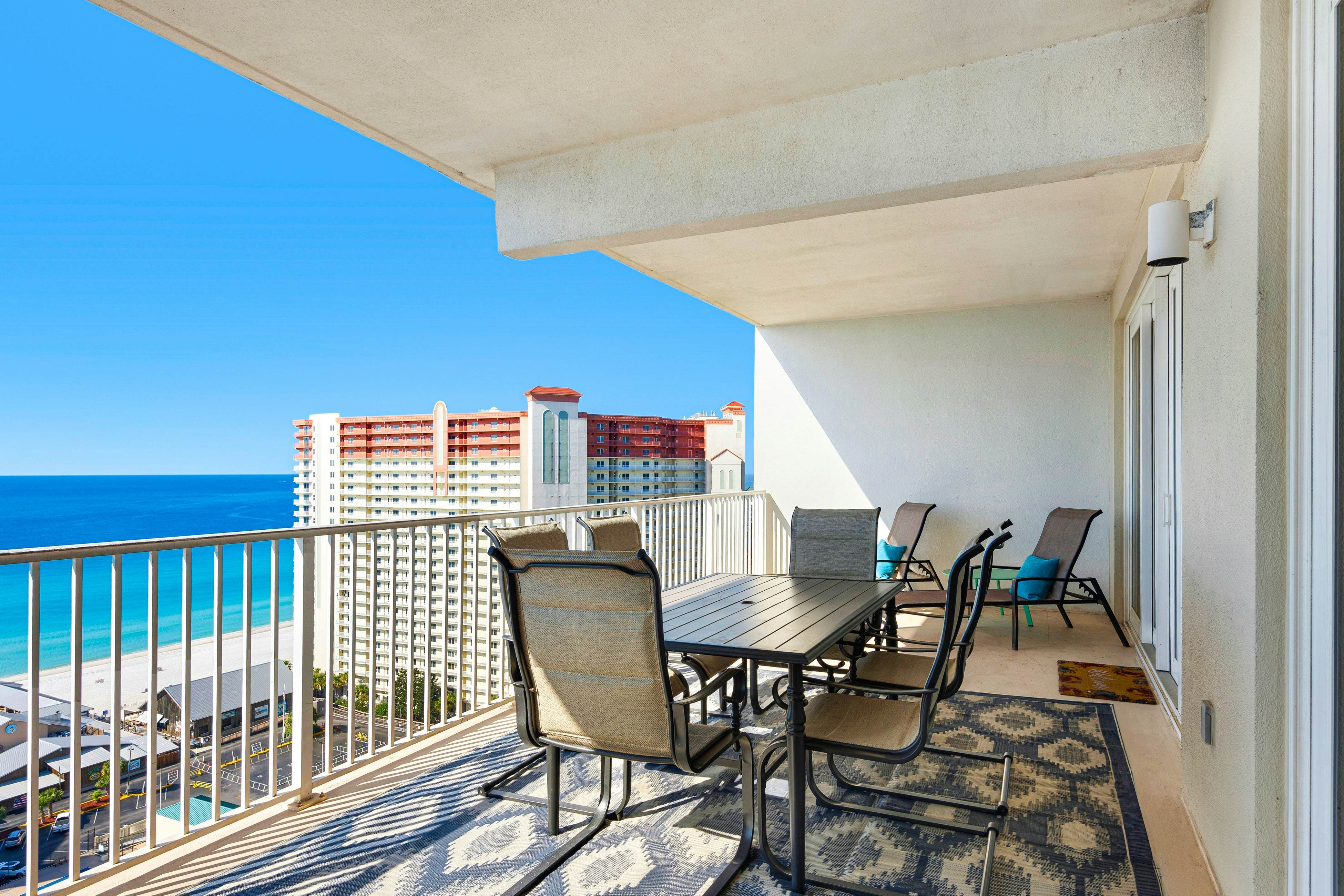 Chasing Waves at Laketown Wharf 1820