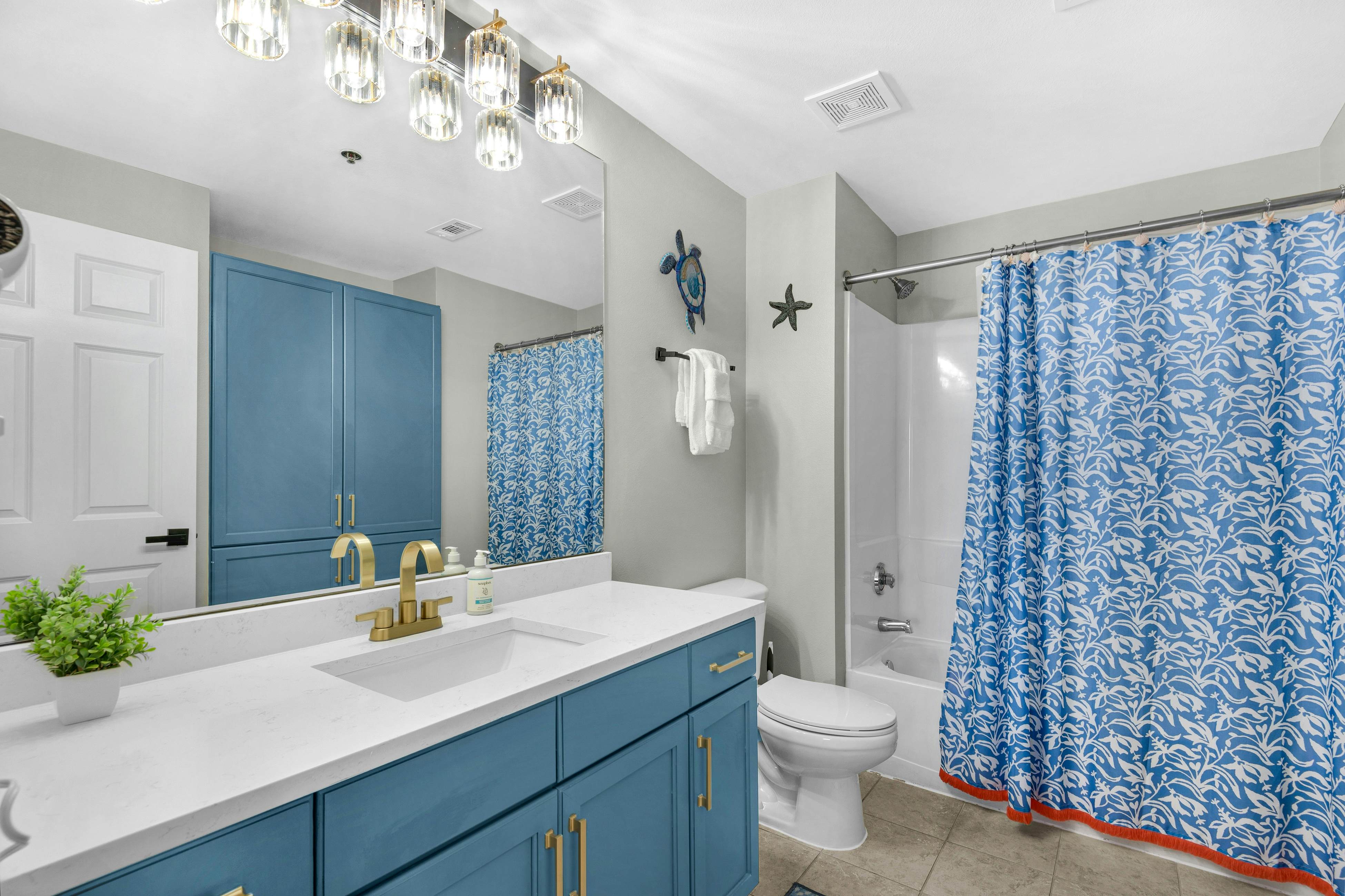 Chasing Waves at Laketown Wharf 1820