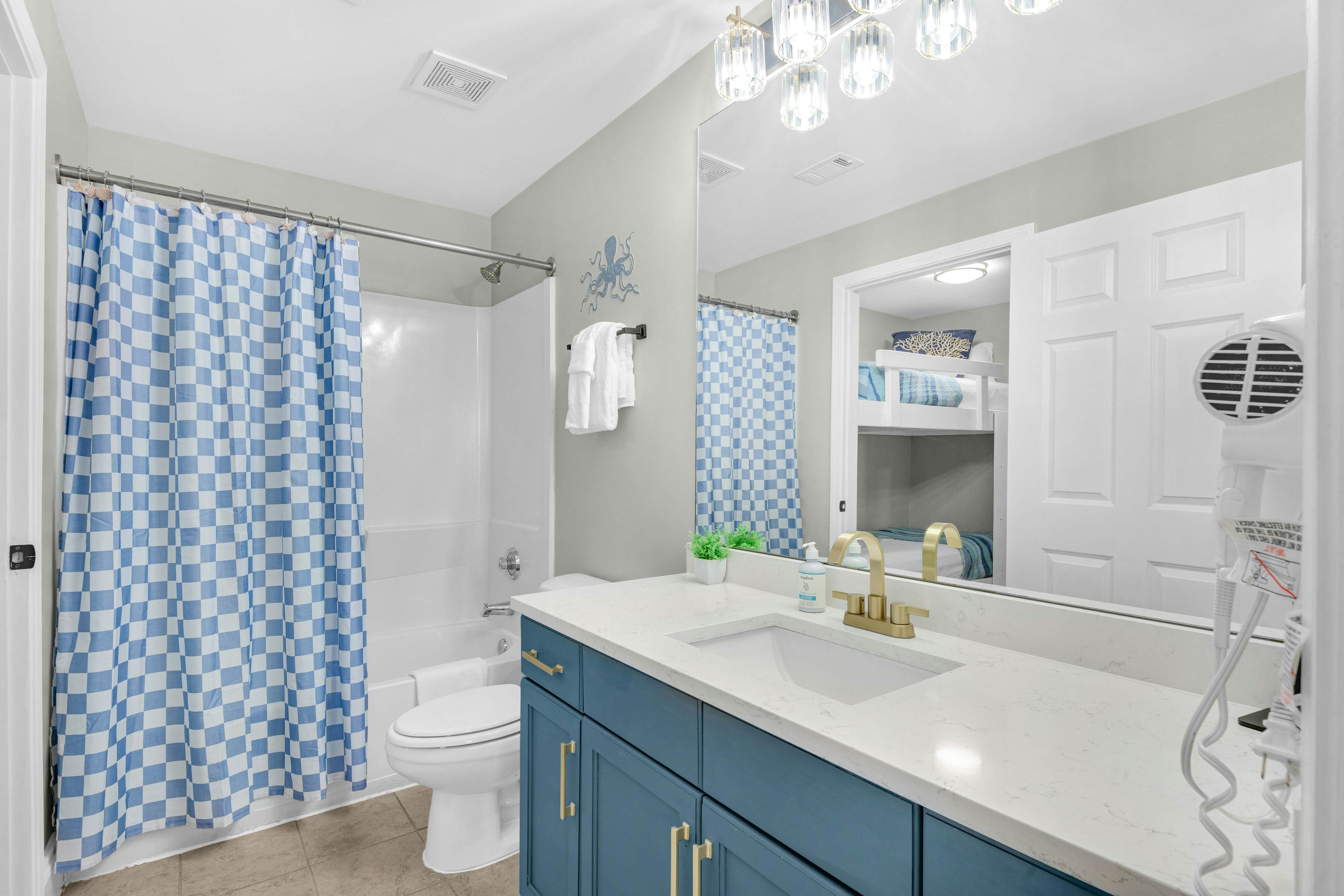 Chasing Waves at Laketown Wharf 1820