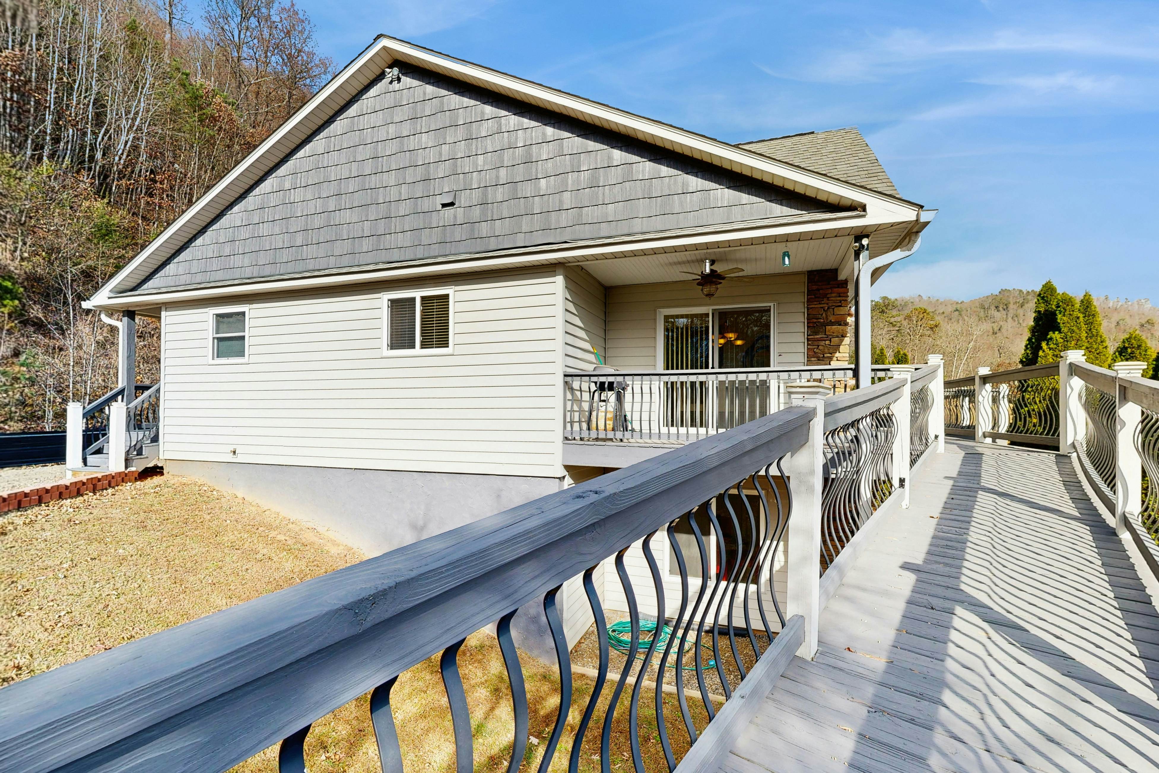 Overlook Upper Retreat