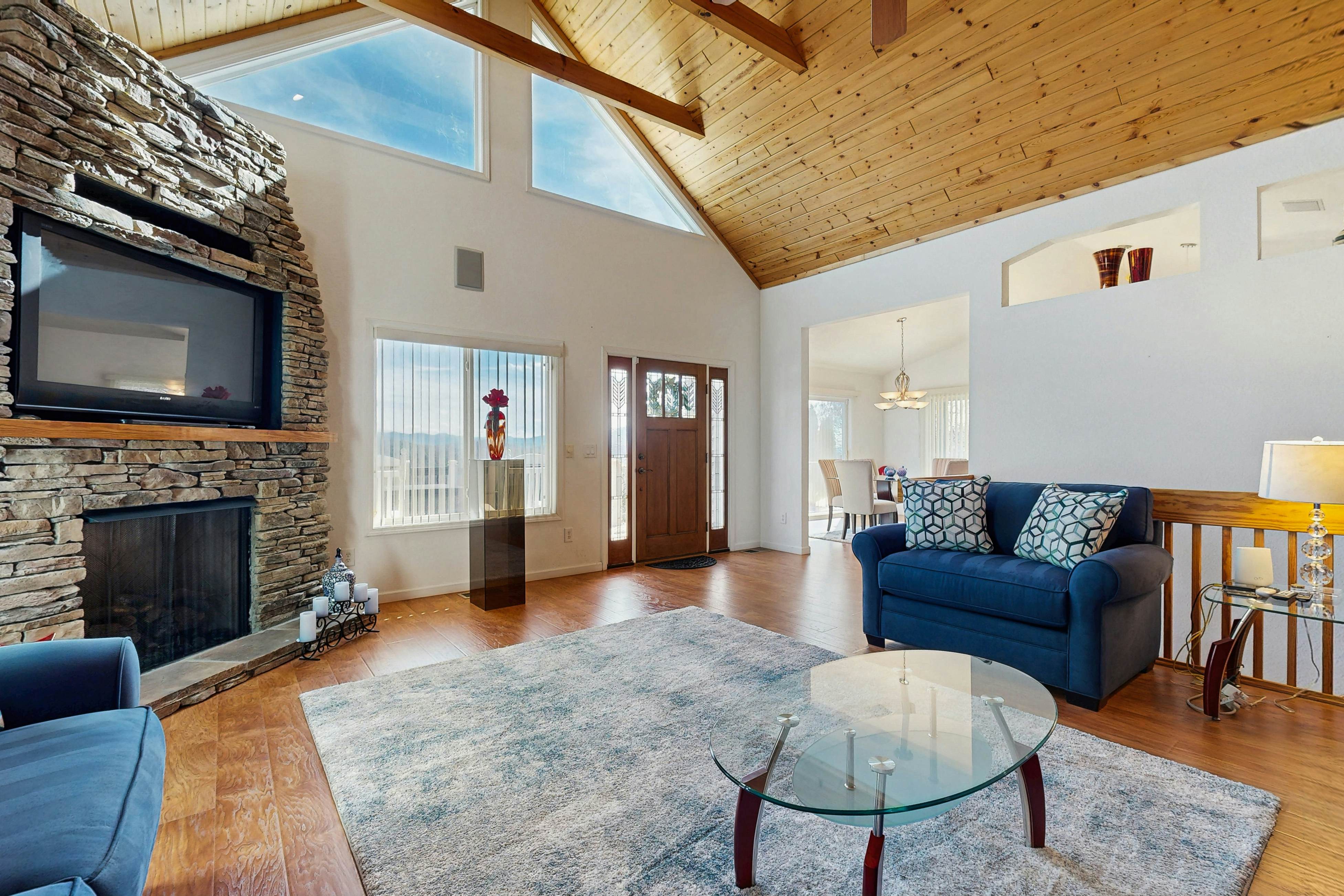 Overlook Upper Retreat