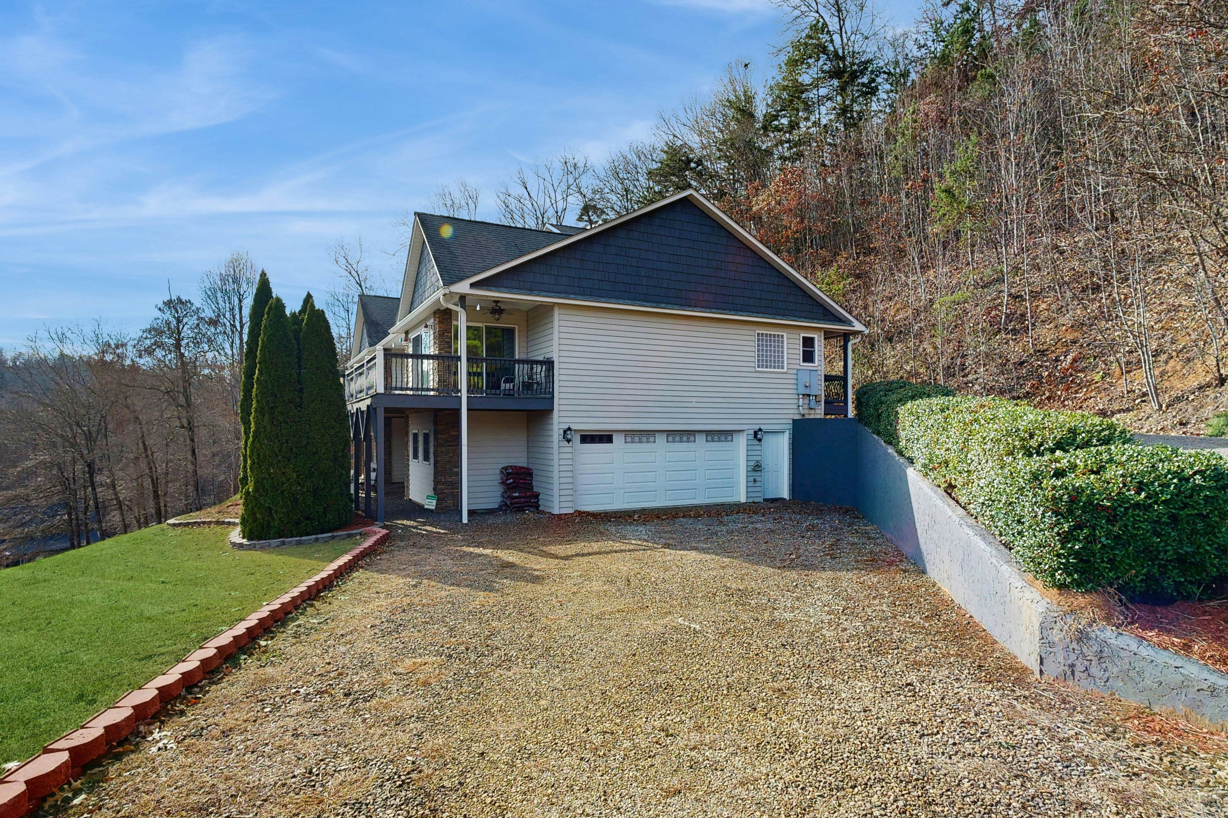 Overlook Upper Retreat