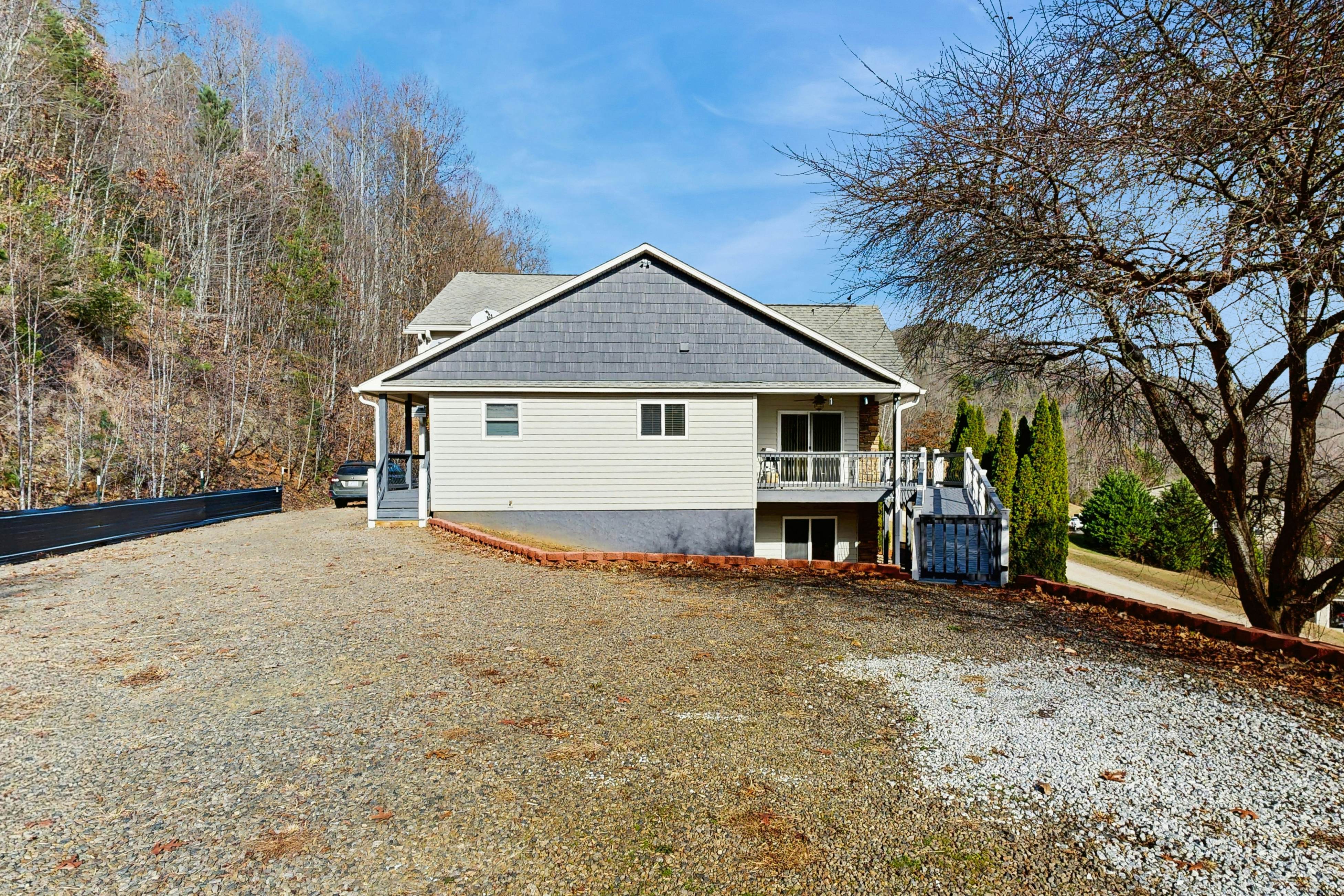 Overlook Upper Retreat