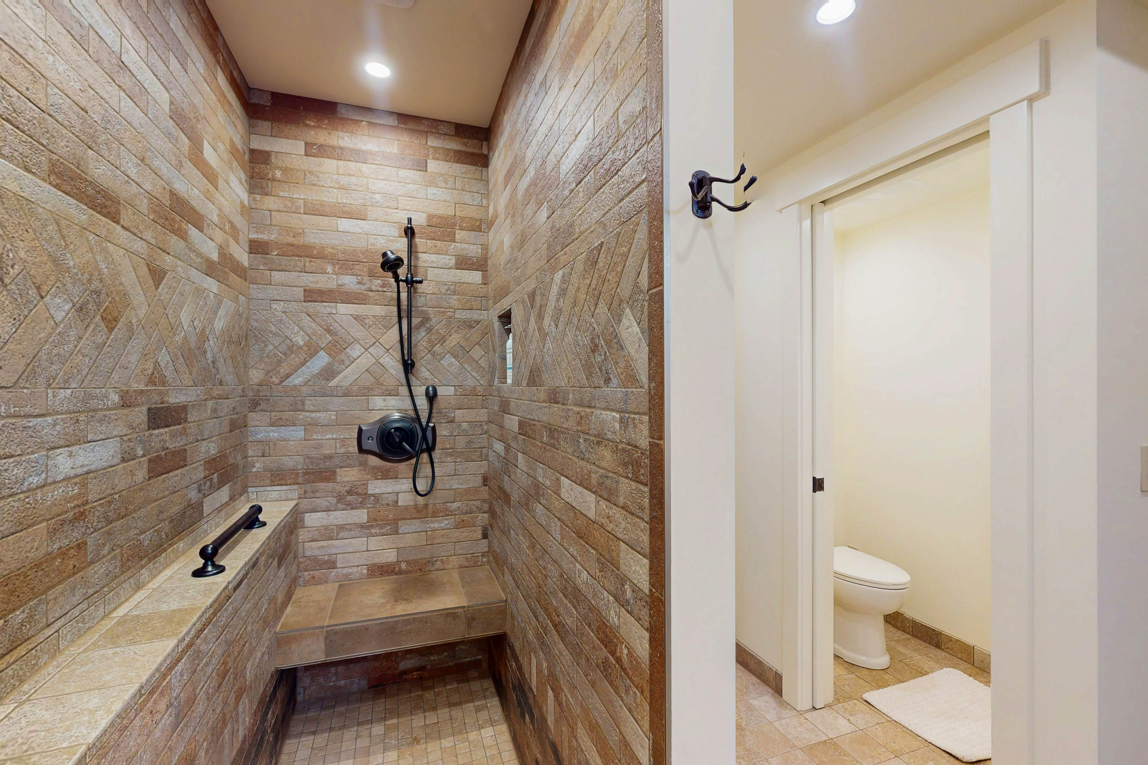 Hidden Cove Hideaway 