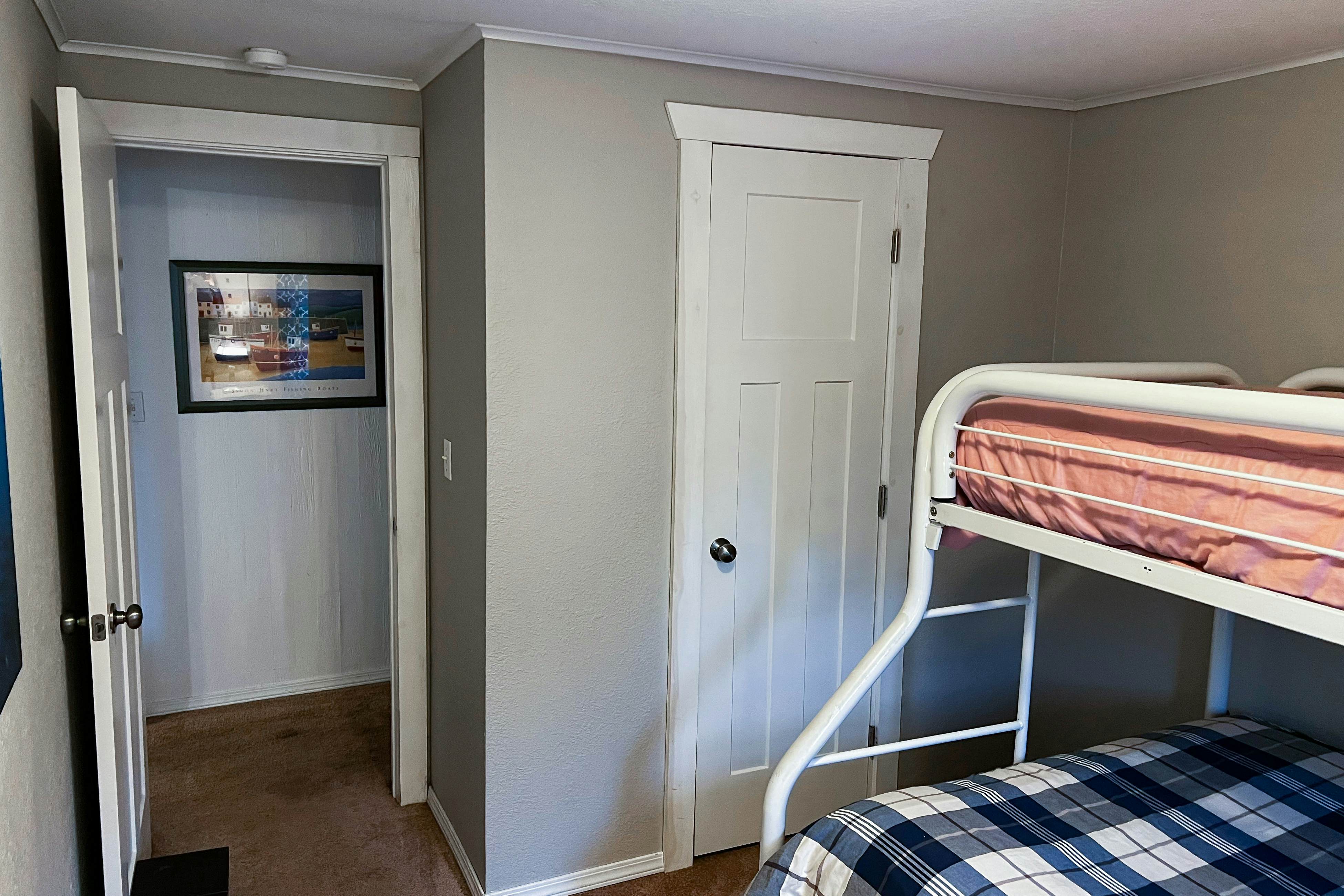 Ten Pines Cottage in Ocean Shores