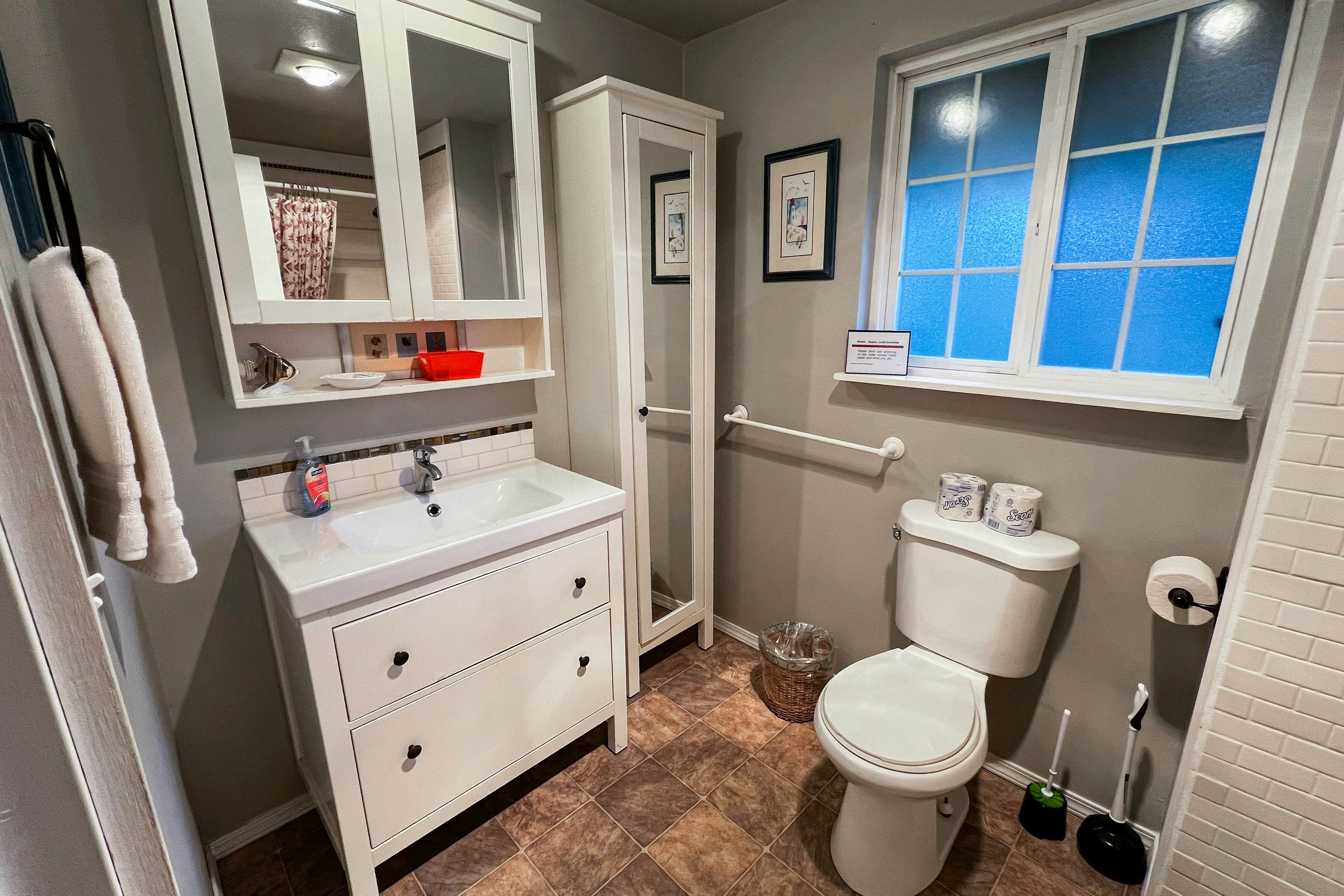 Ten Pines Cottage in Ocean Shores