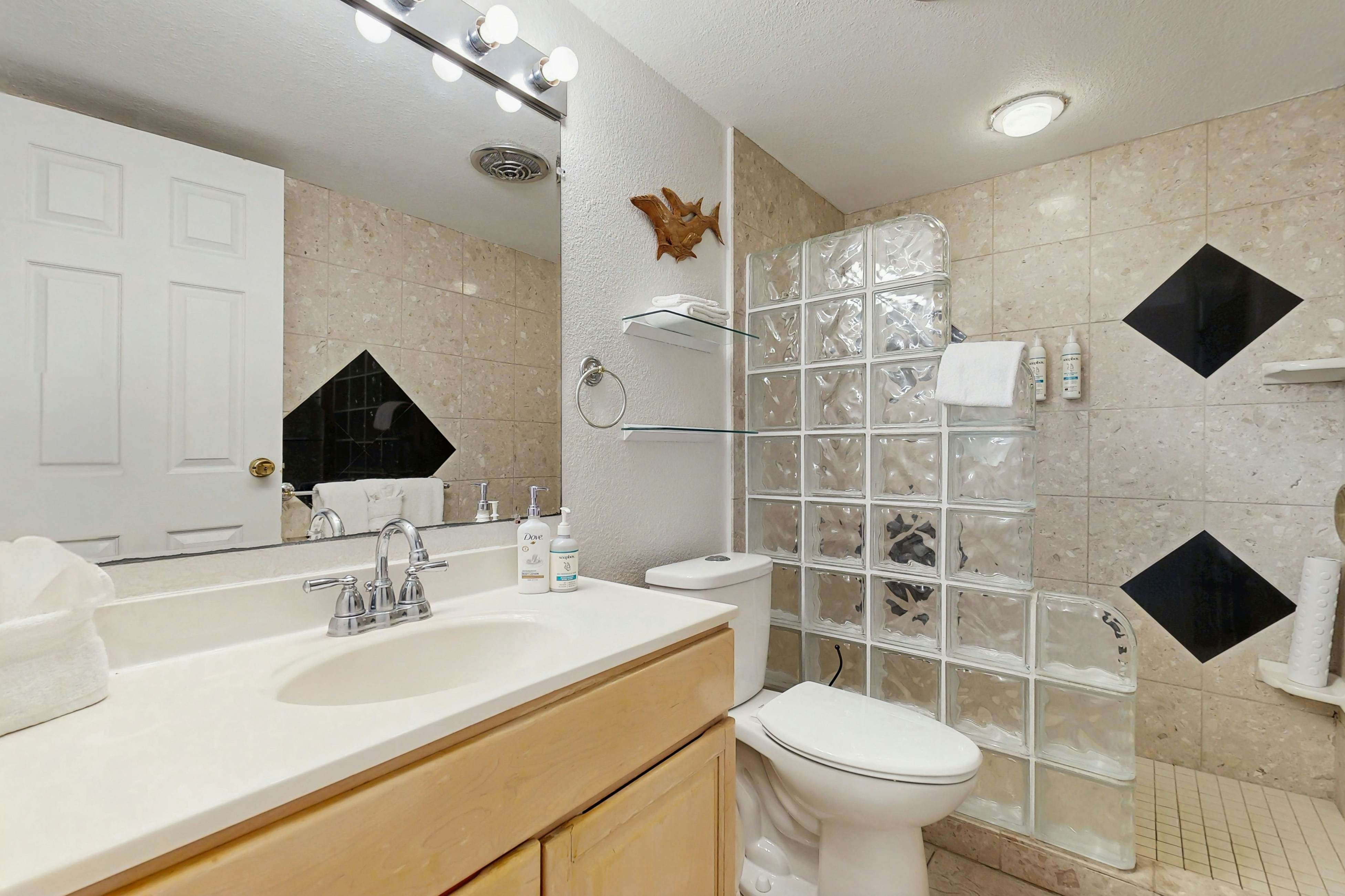 Island Sands Resort 103