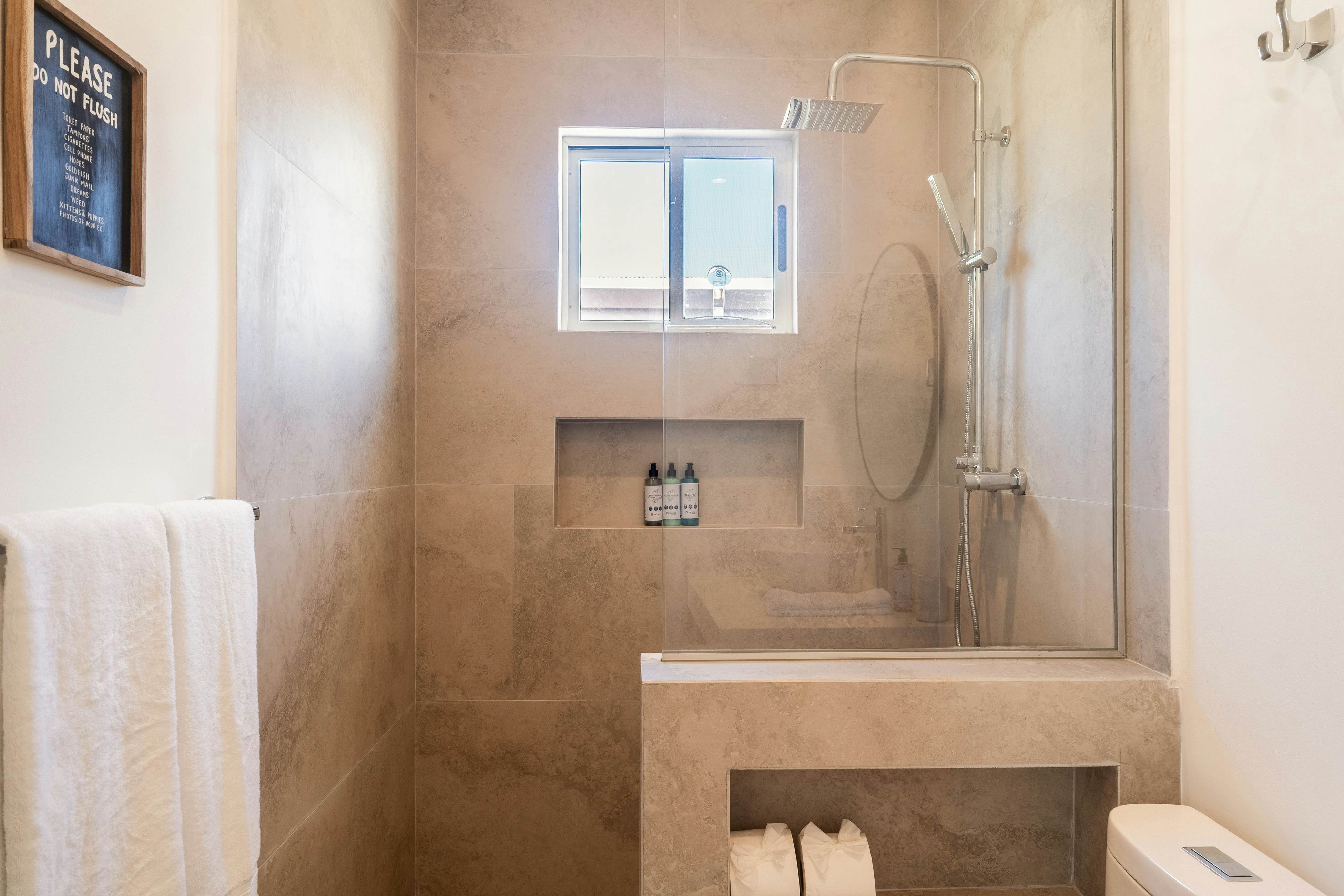 Entire Property - Triskele Retreat