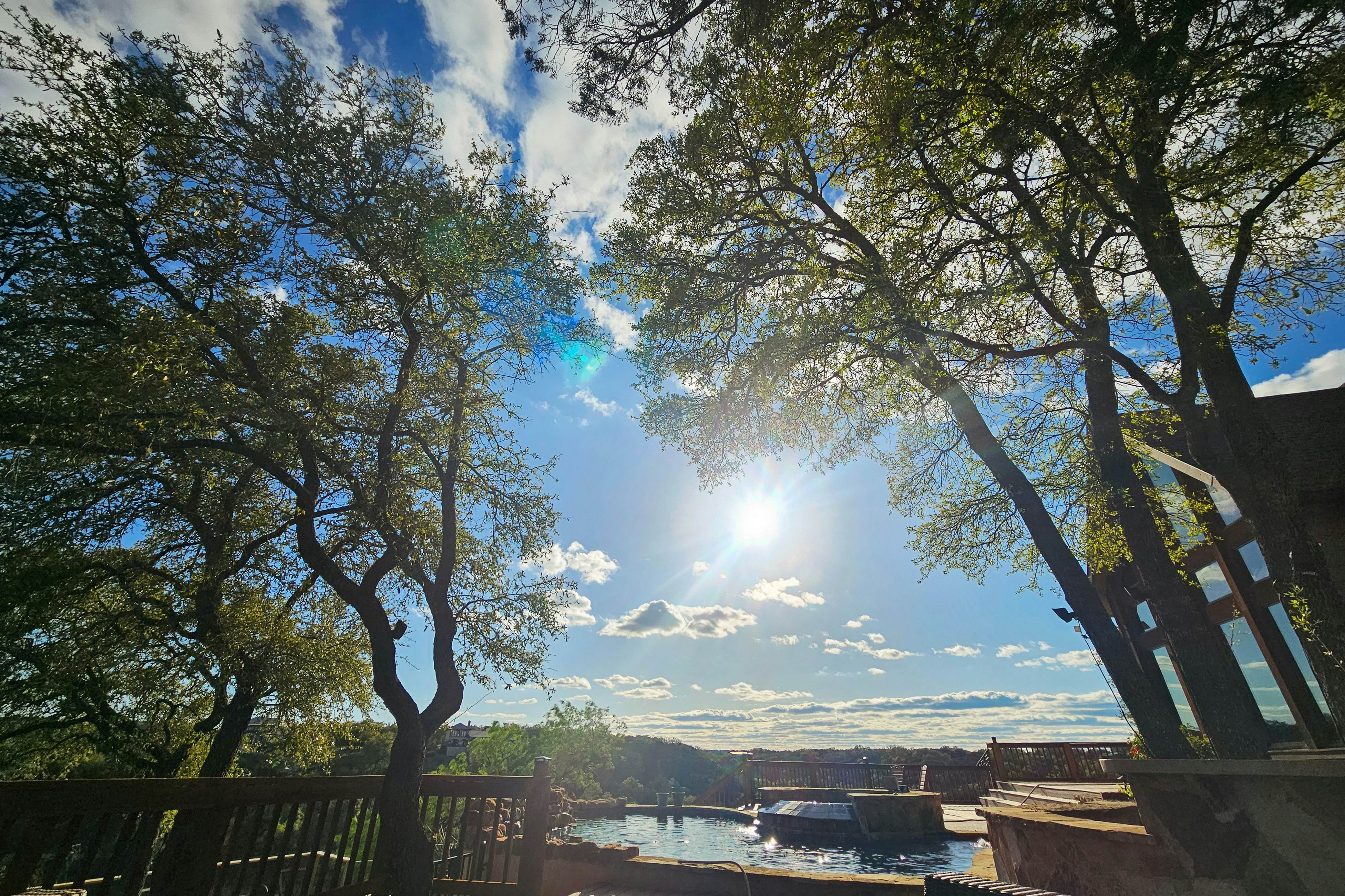 Spicewood Sunset Lake Villa 
