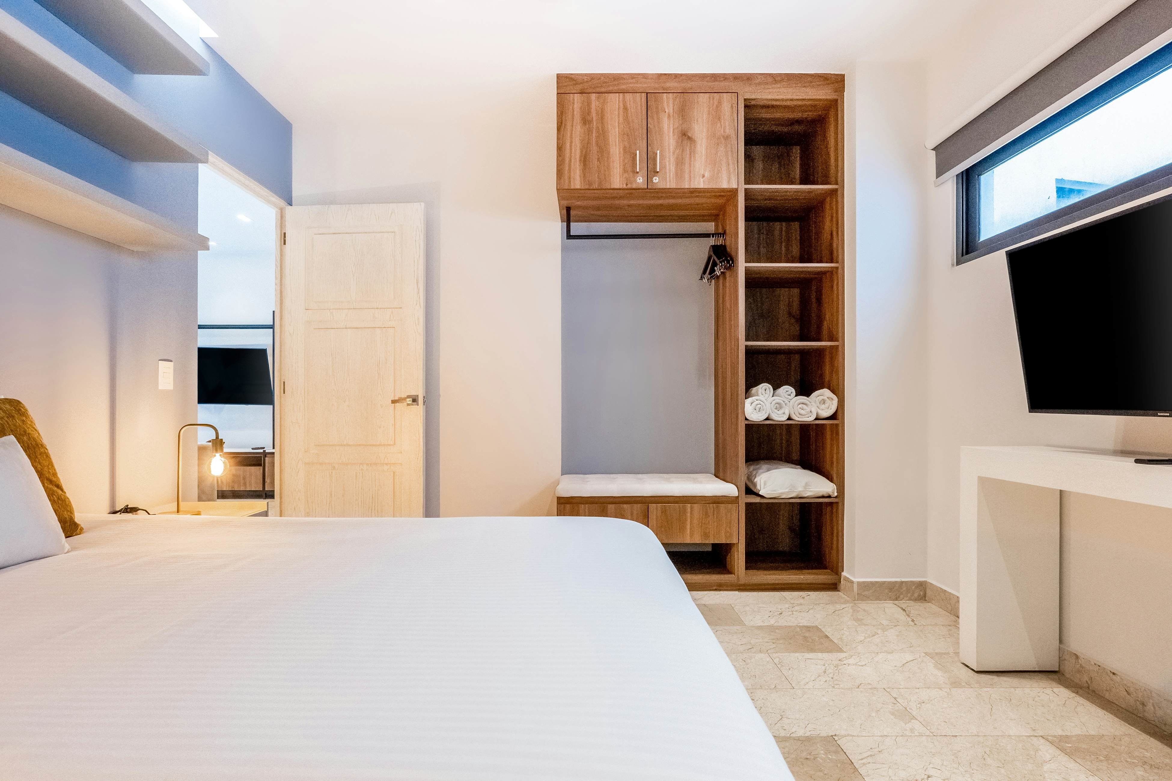 Sea Glass Hideaway  A-405