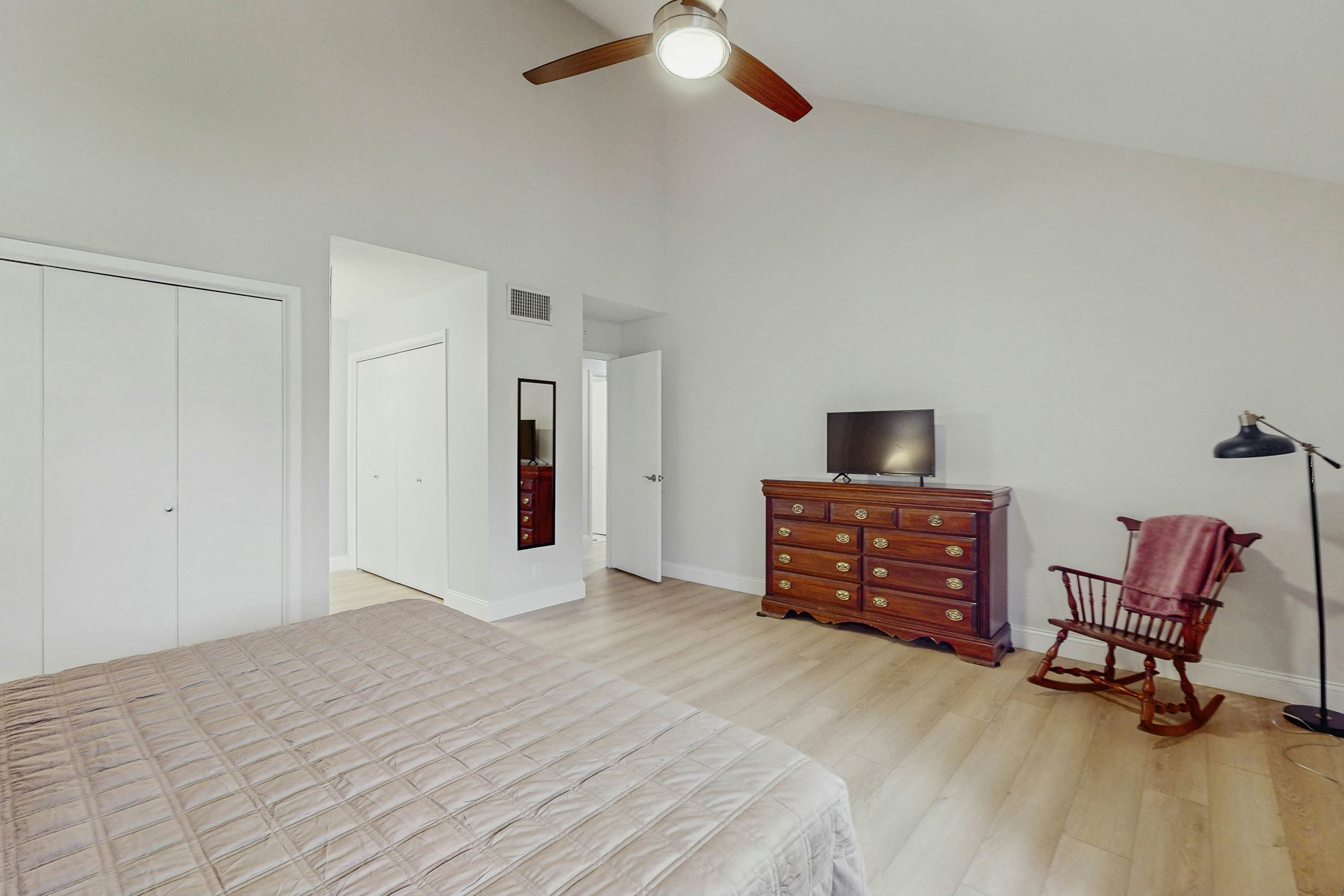 Horseshoe Bay Getaway