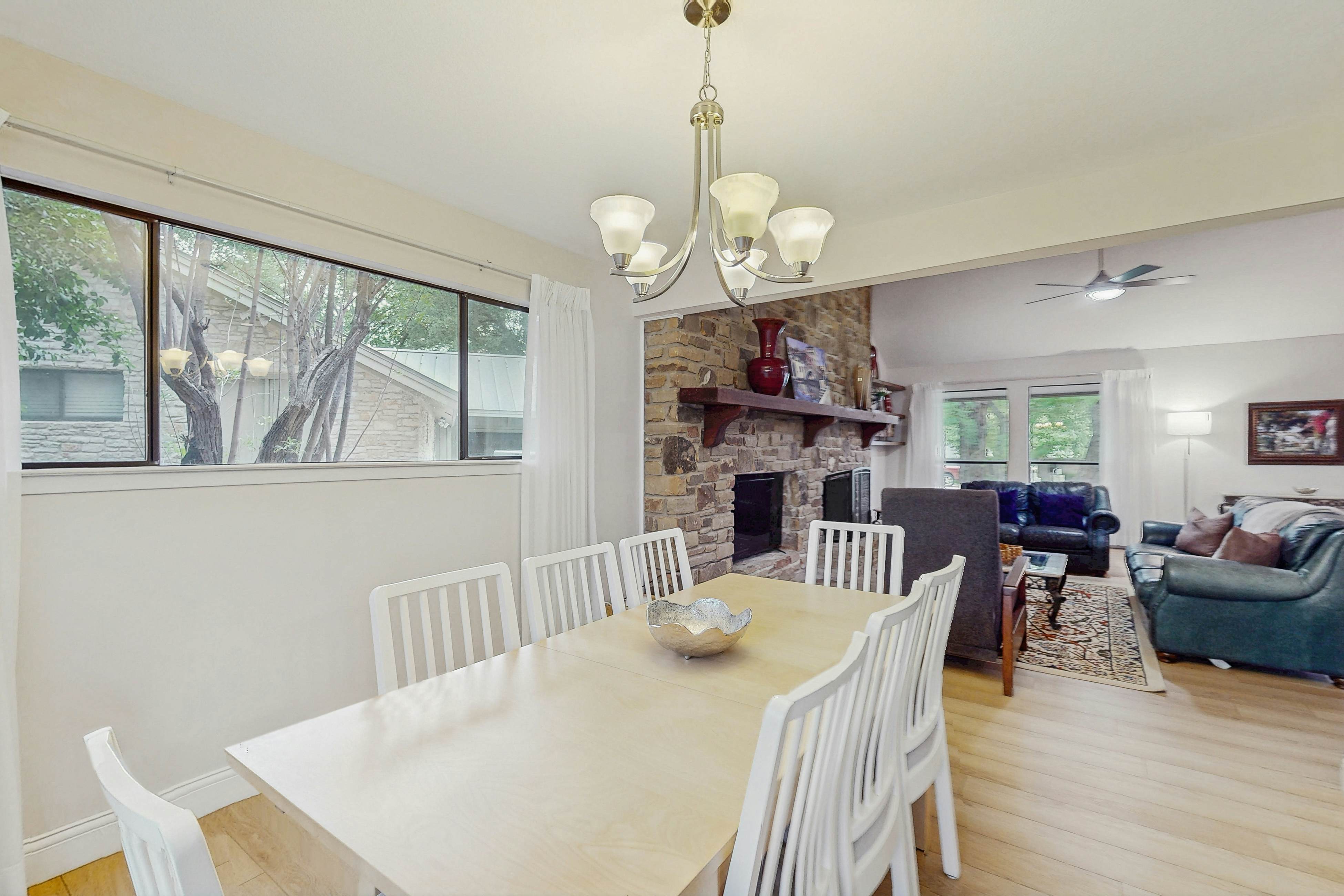 Horseshoe Bay Getaway