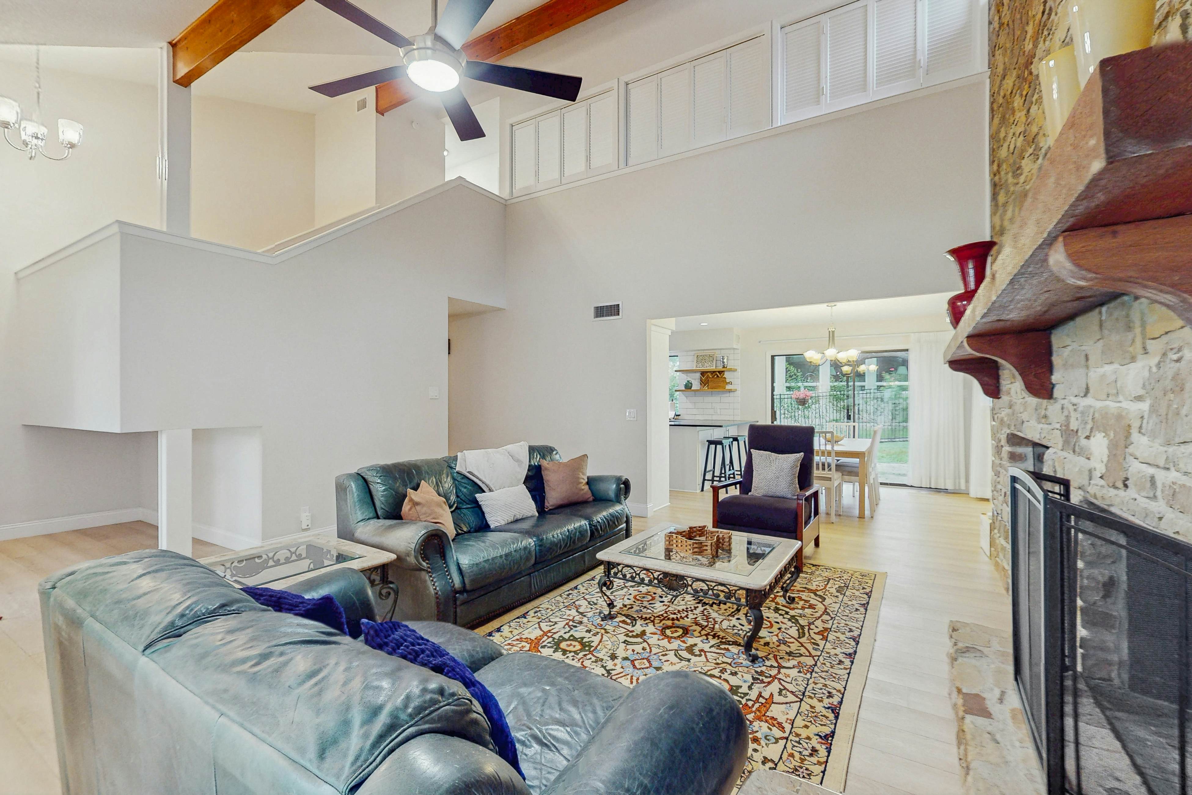 Horseshoe Bay Getaway