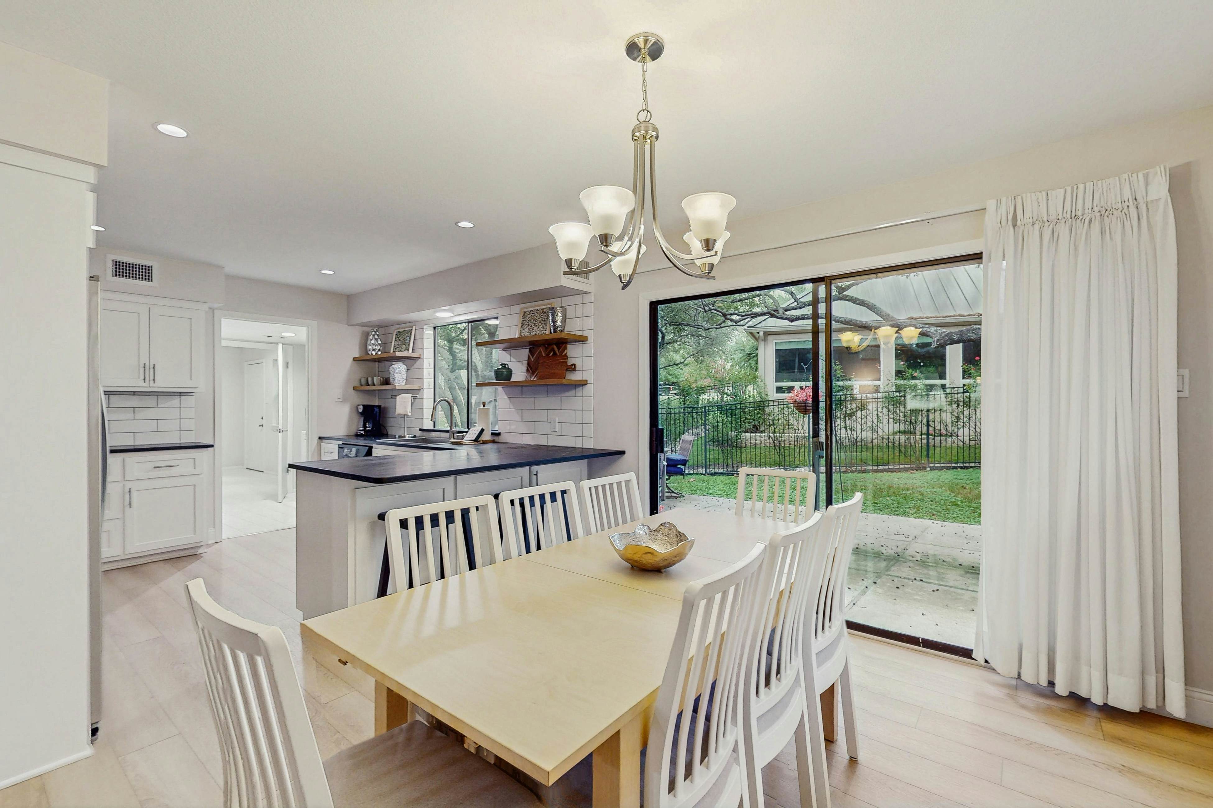 Horseshoe Bay Getaway