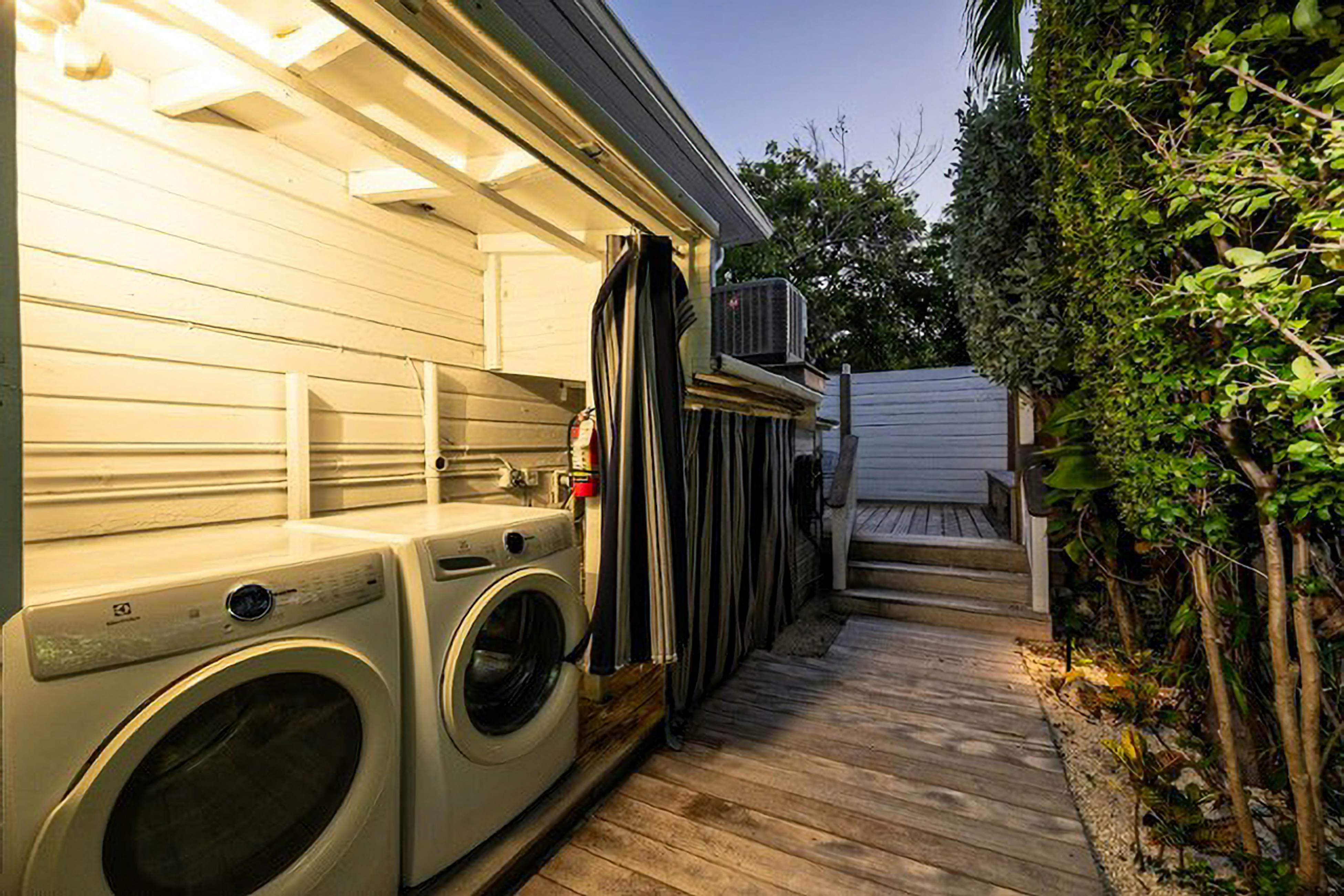 Papa's Hideaway #3 - For Whom the Bell Tolls