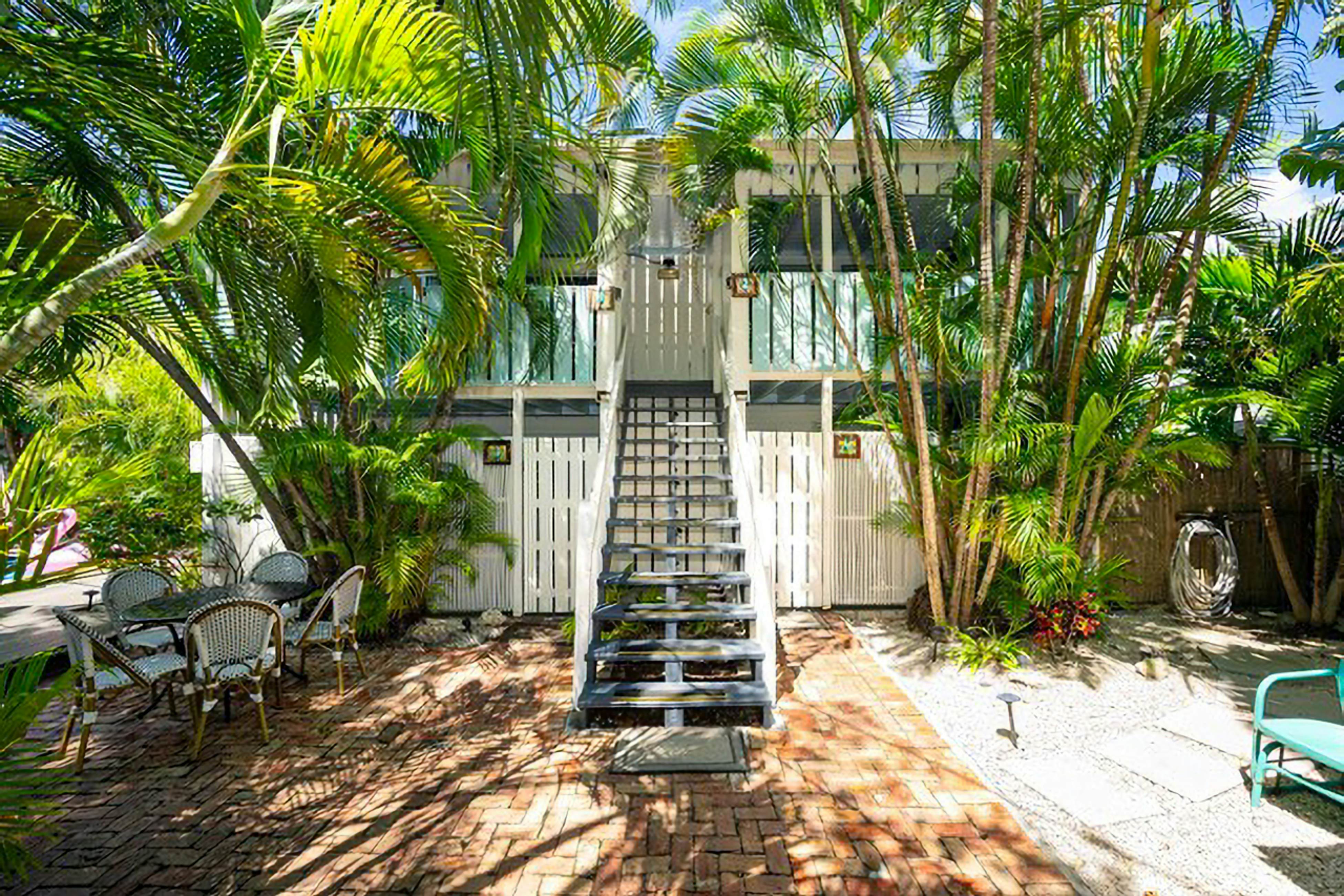 Papa's Hideaway #3 - For Whom the Bell Tolls