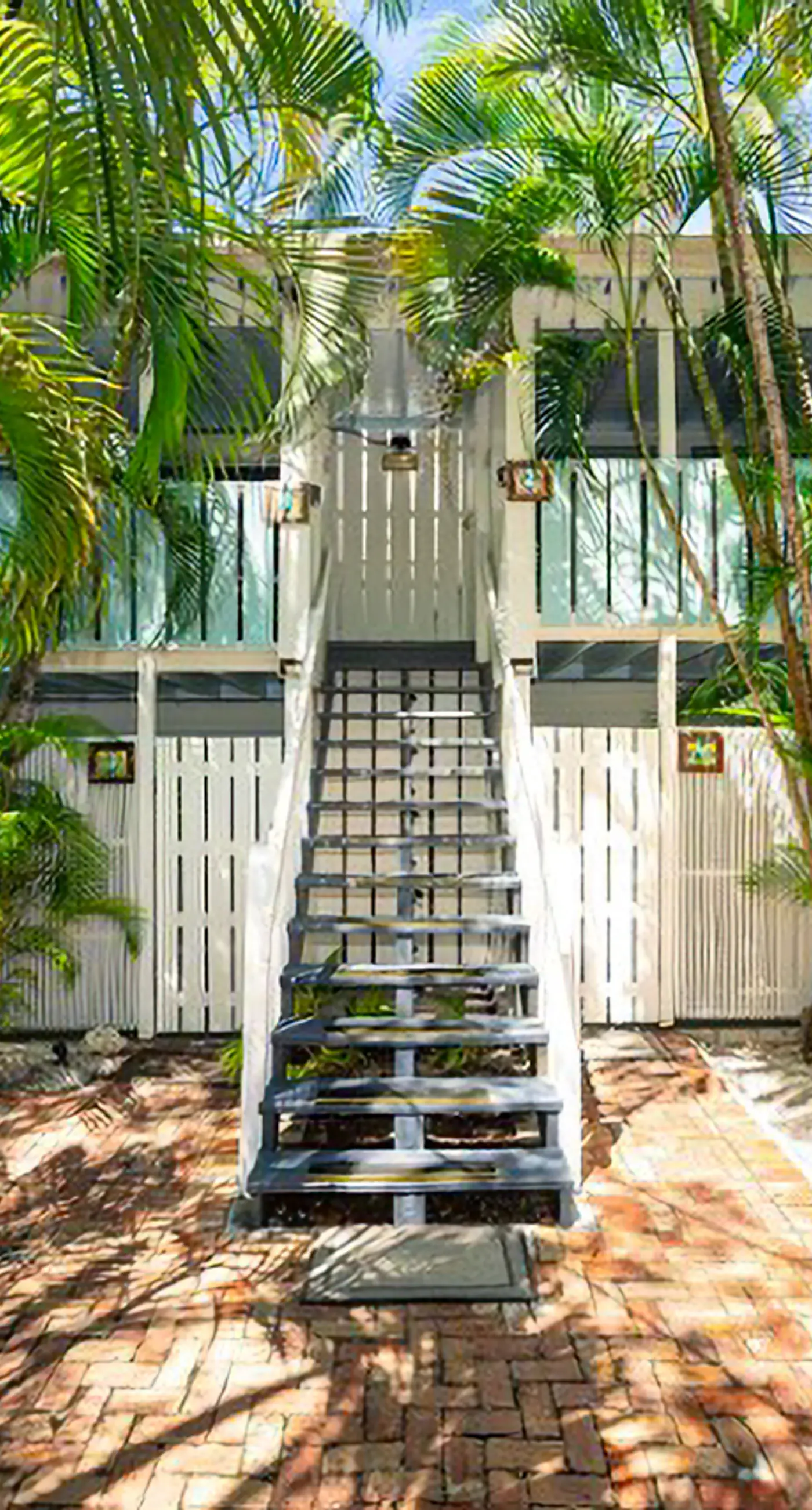 Papa's Hideaway #4 - Islands in the Stream