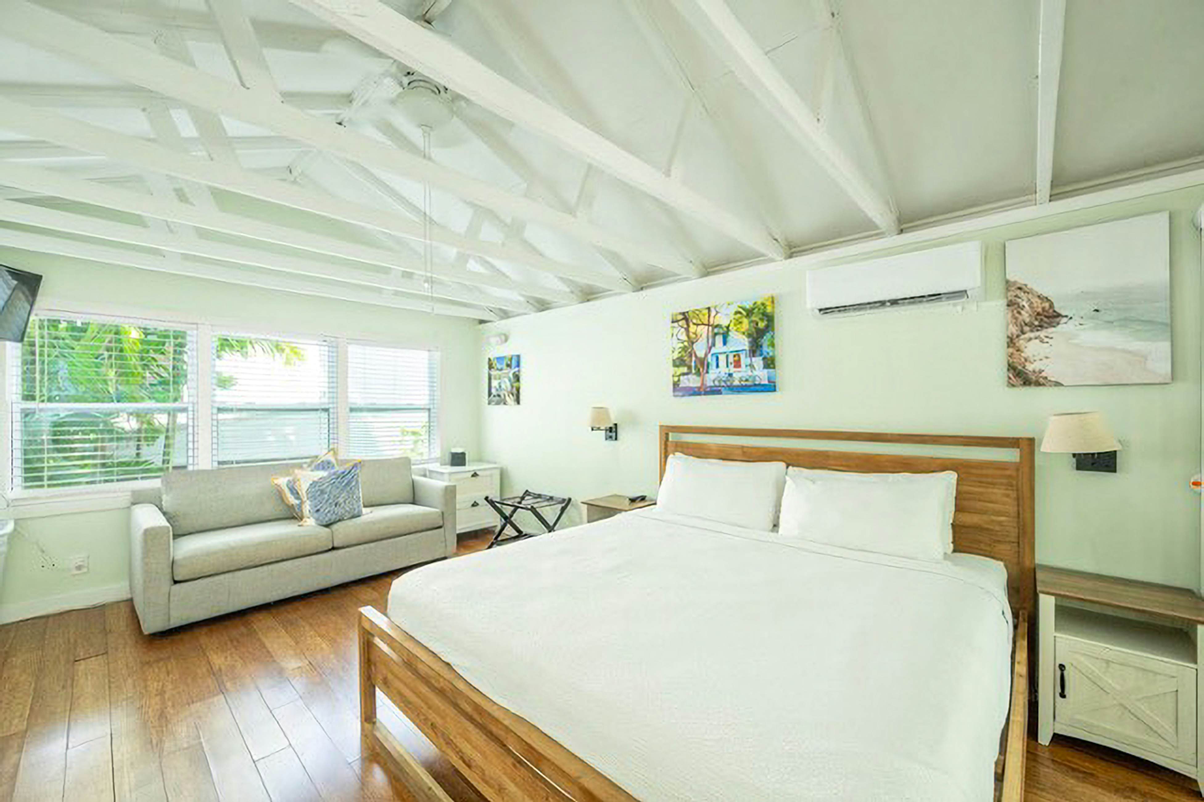 Papa's Hideaway #2 - The Sun Also Rises