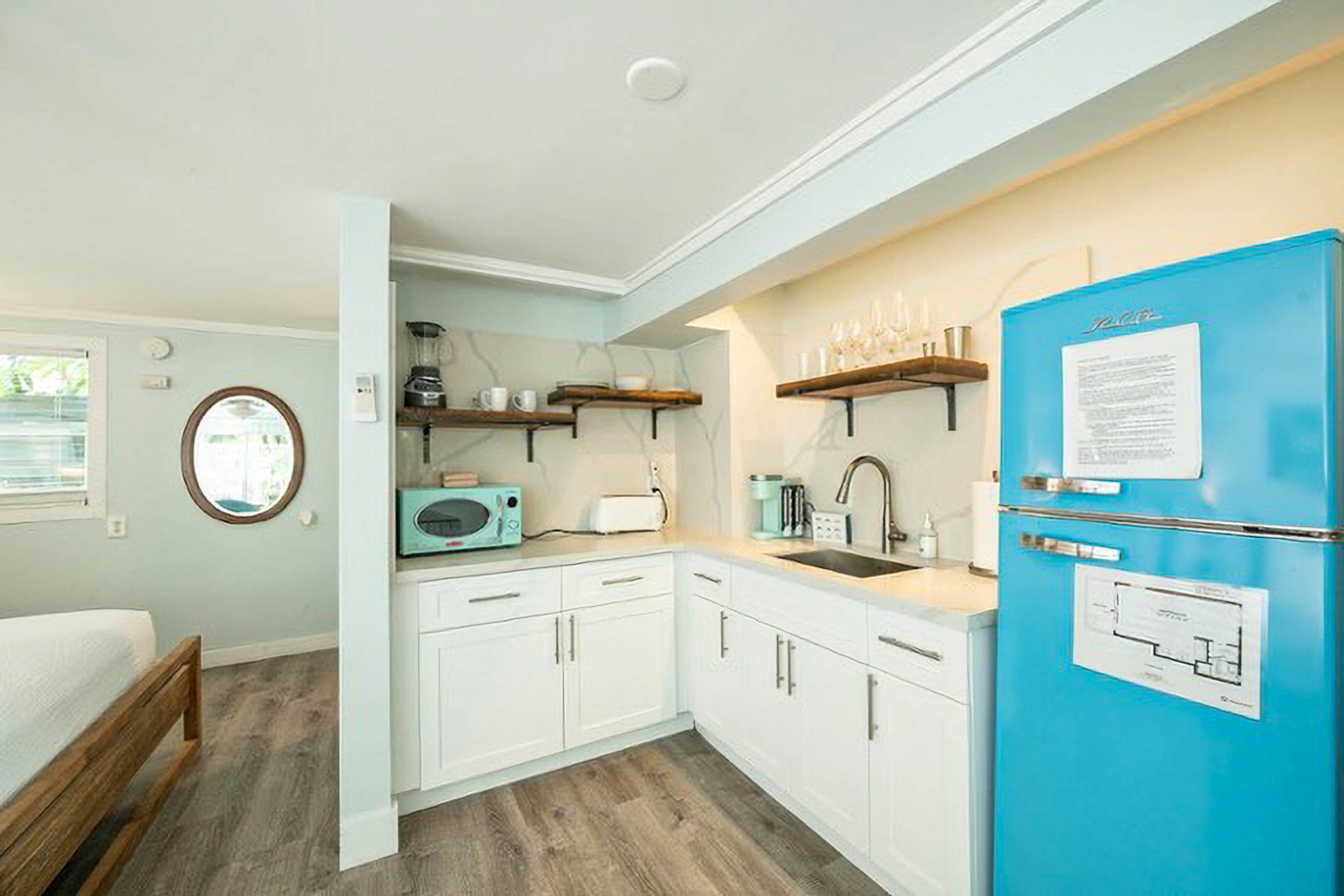 Papa's Hideaway #3 - For Whom the Bell Tolls