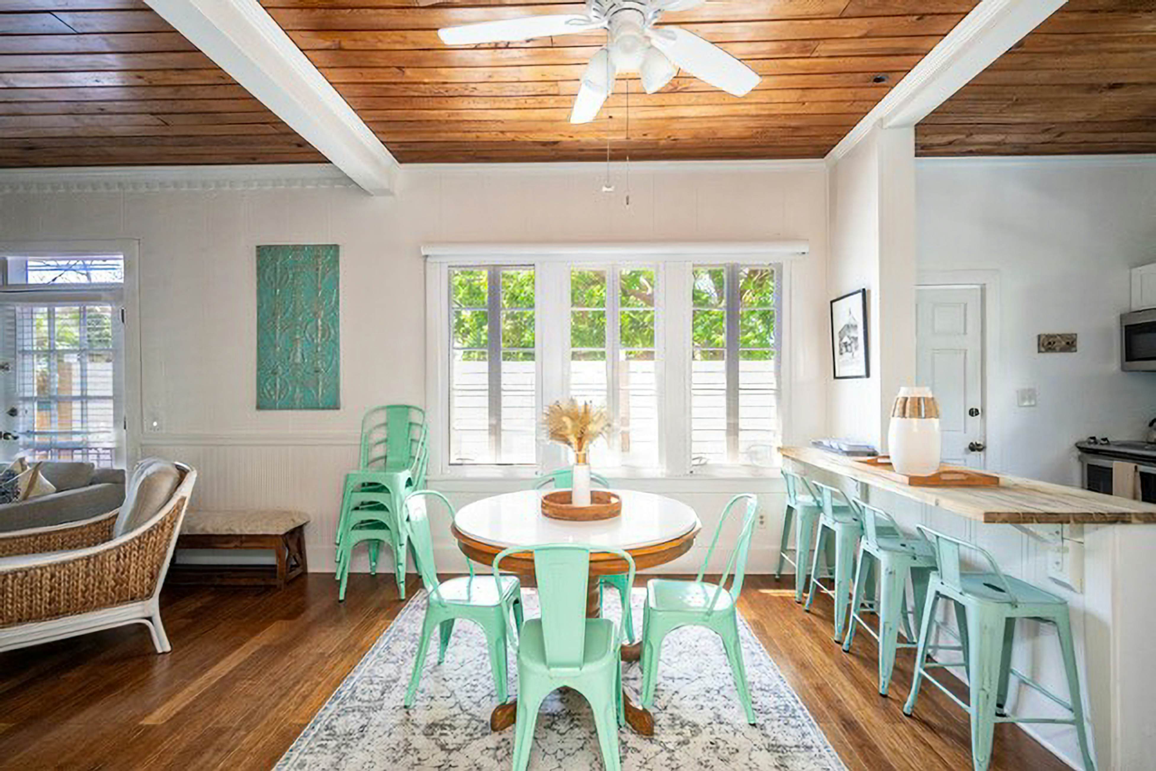 Papa's Hideaway  - Garden of Eden