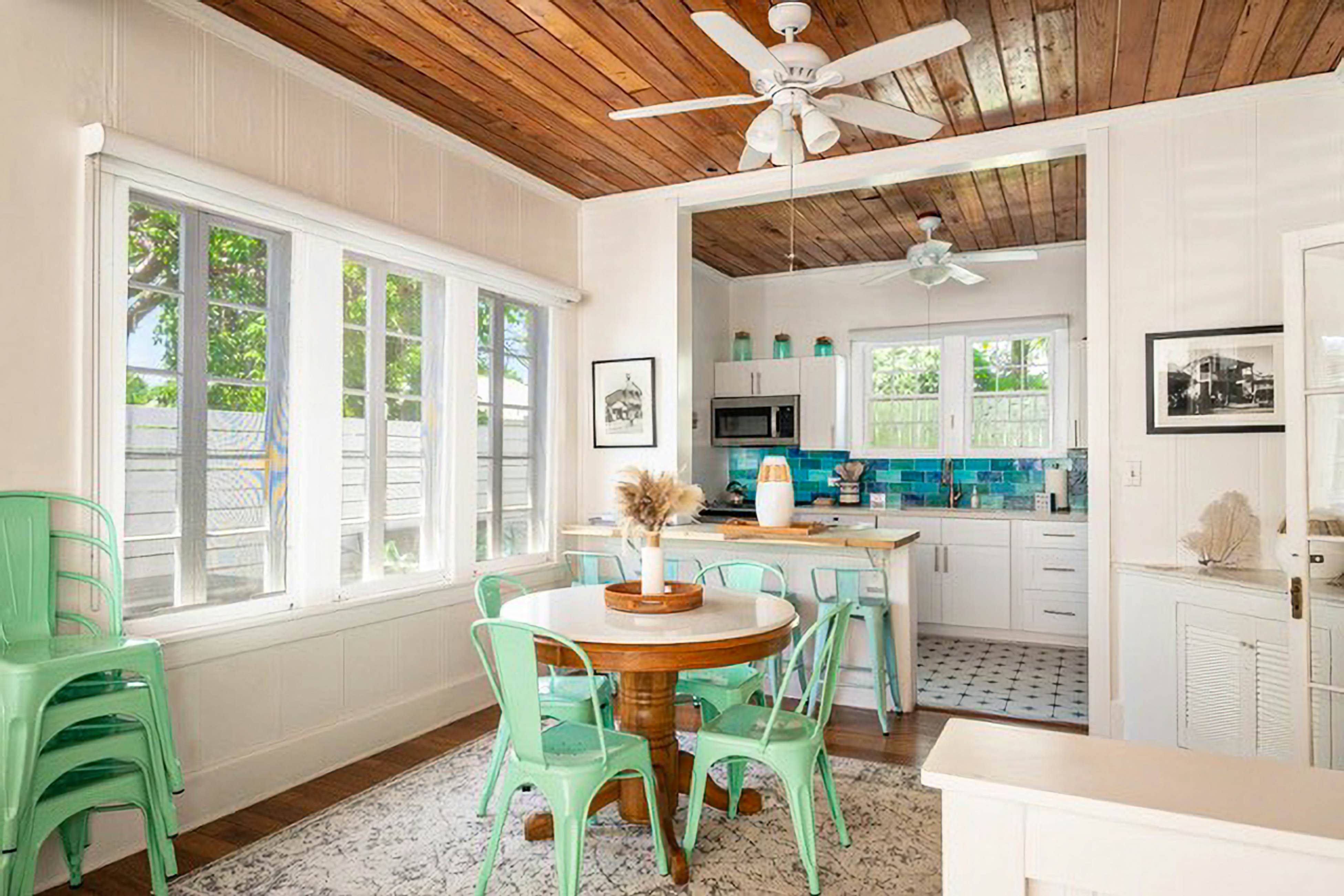 Papa's Hideaway  - Garden of Eden