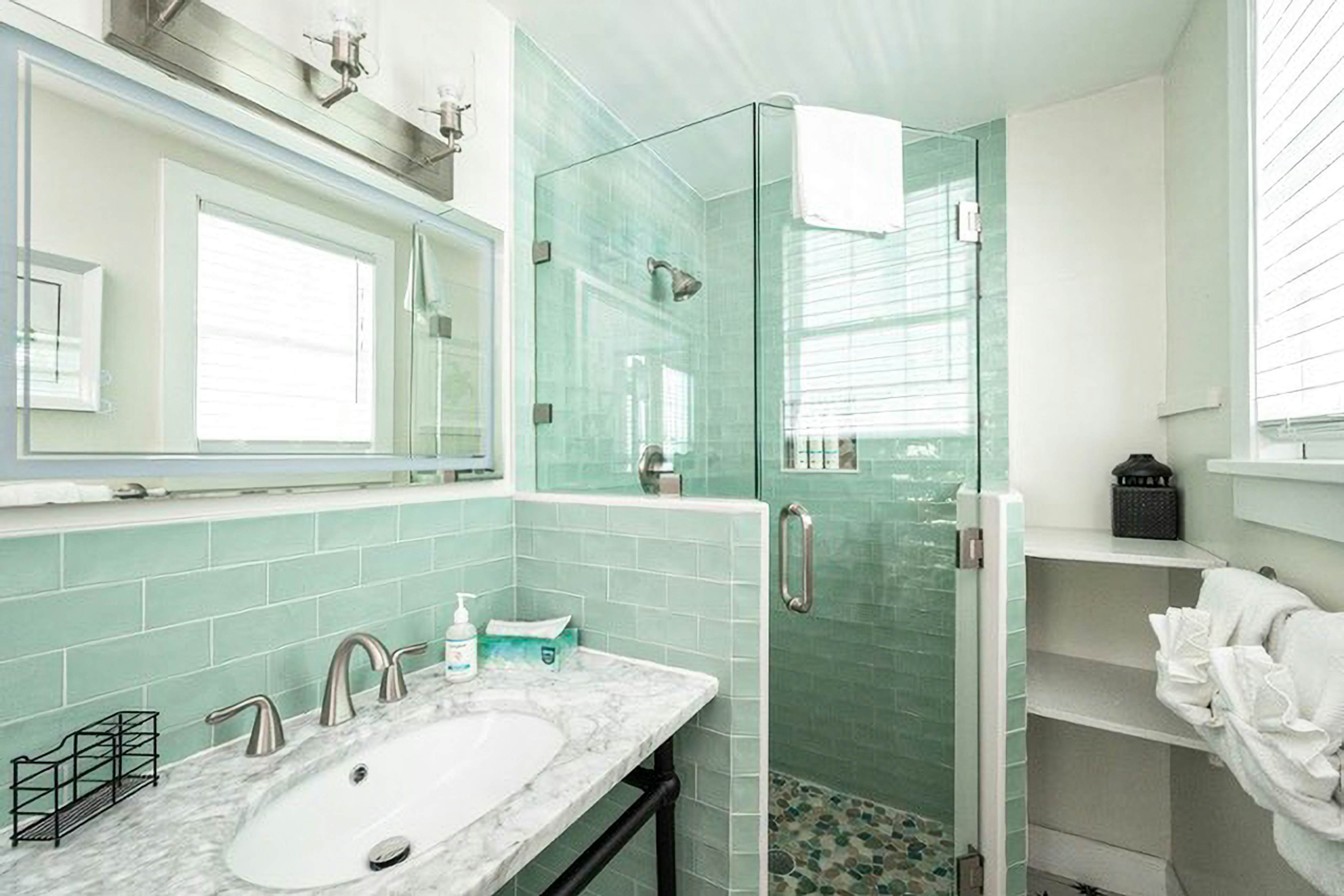 Papa's Hideaway  - Garden of Eden