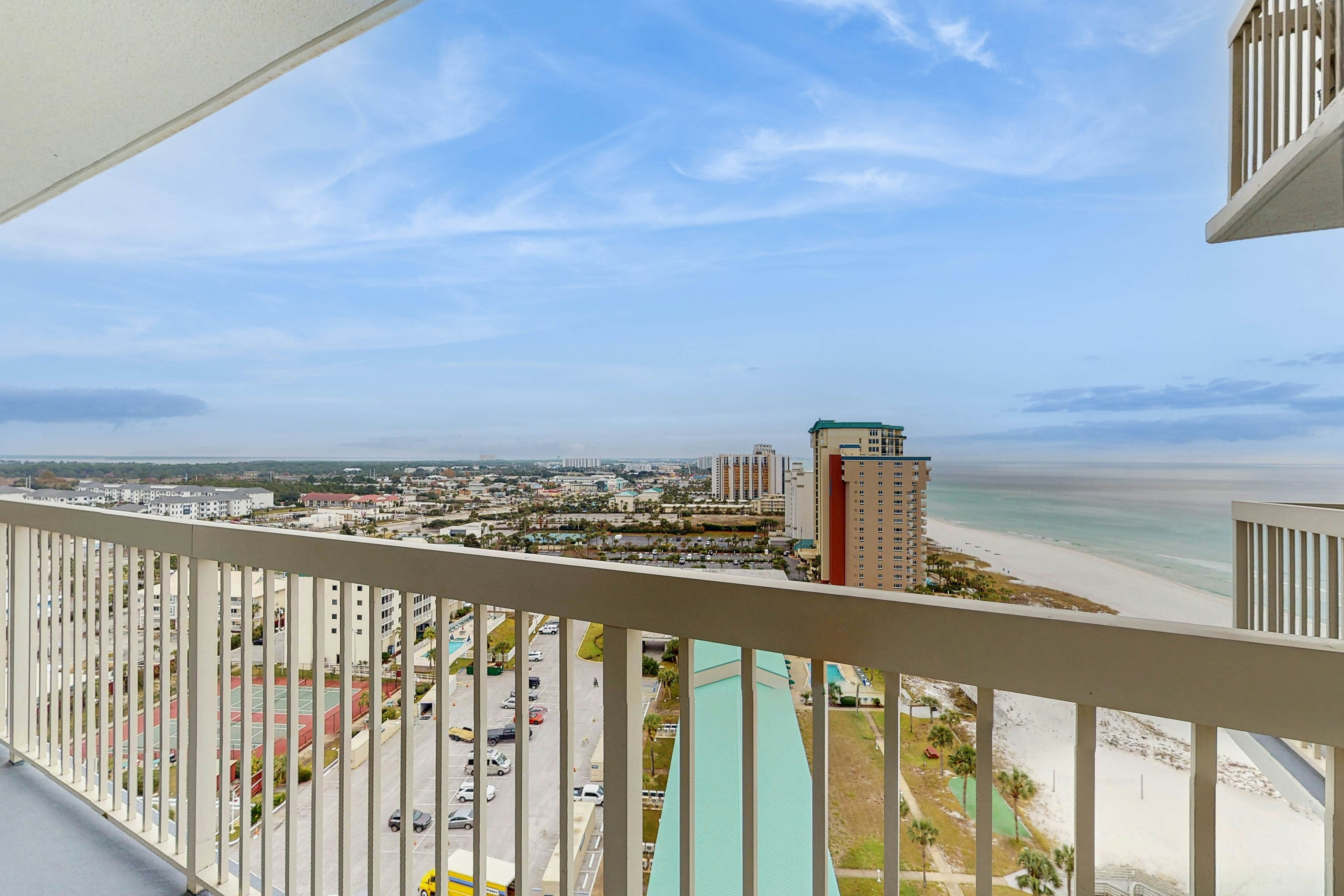 Pelican Beach Resort 1818