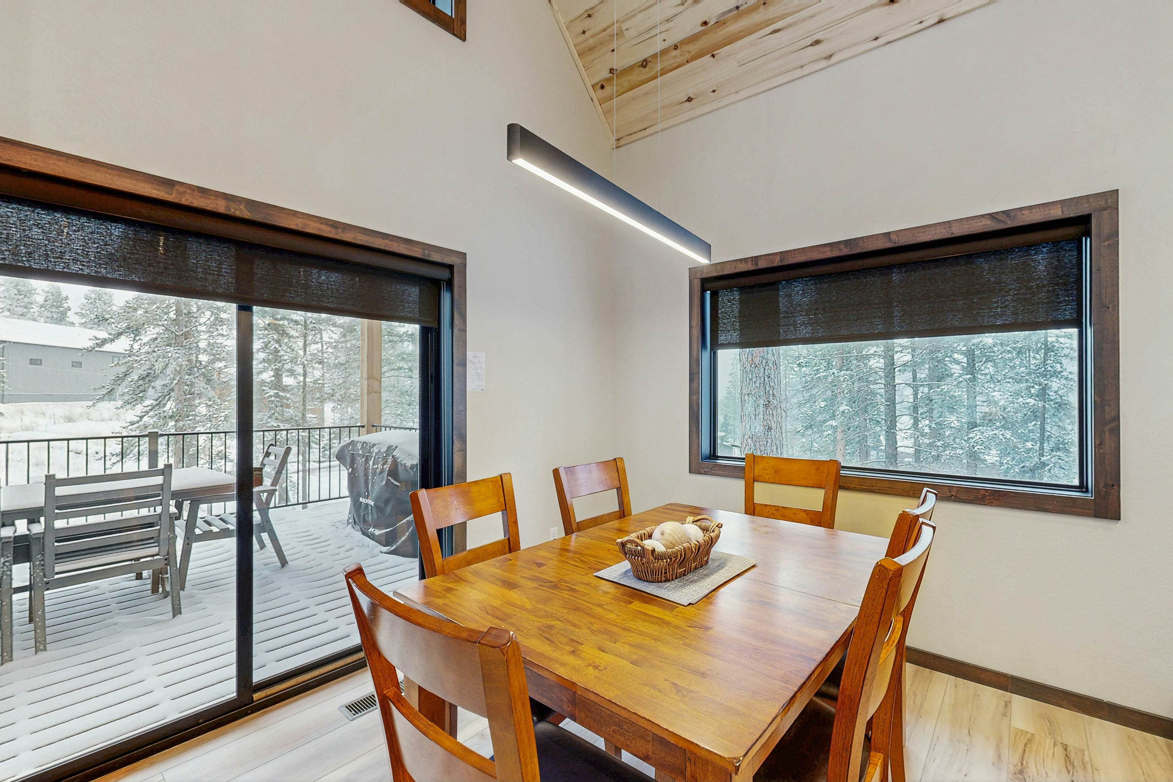 Summer Skjol & Ski Haus