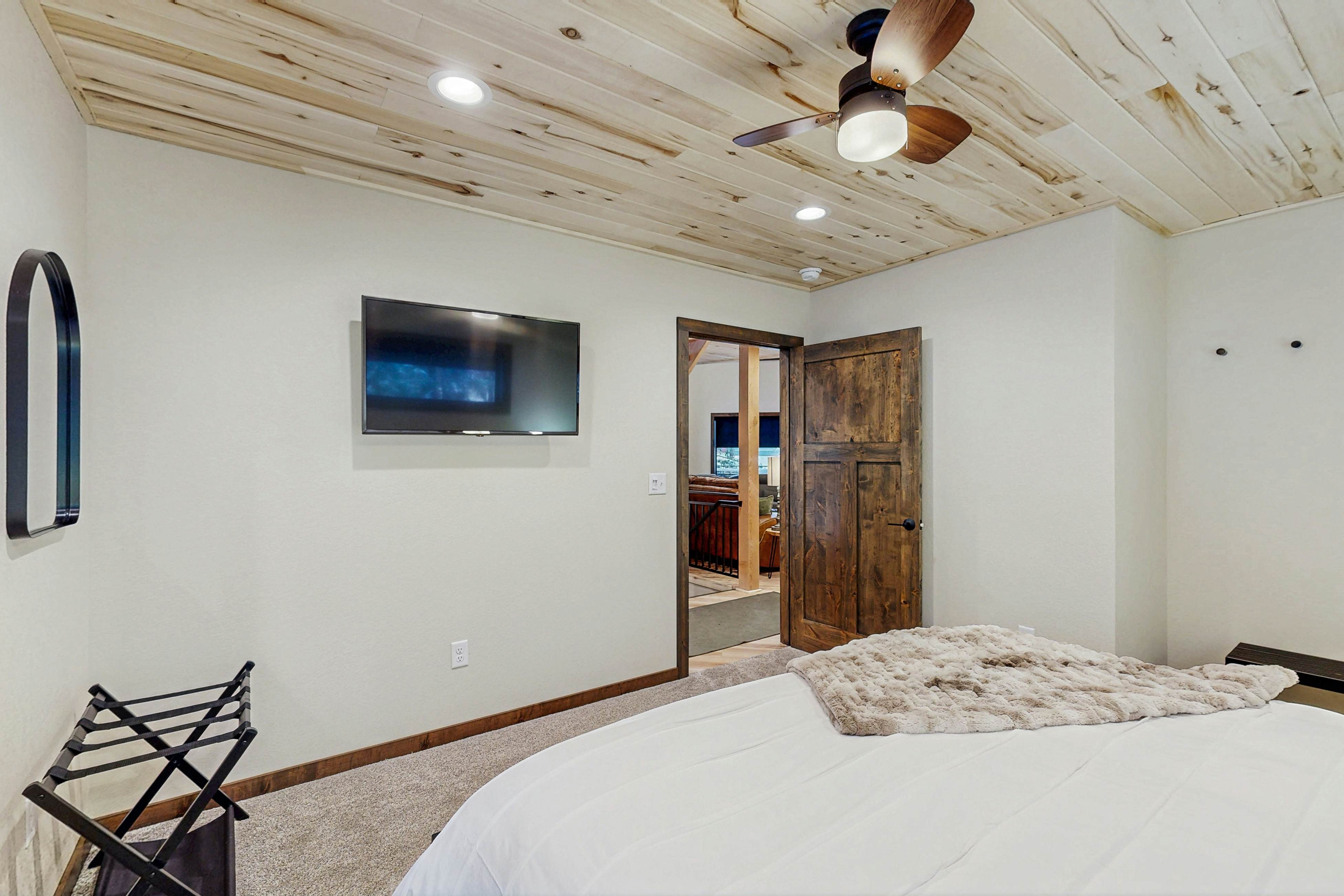 Summer Skjol & Ski Haus