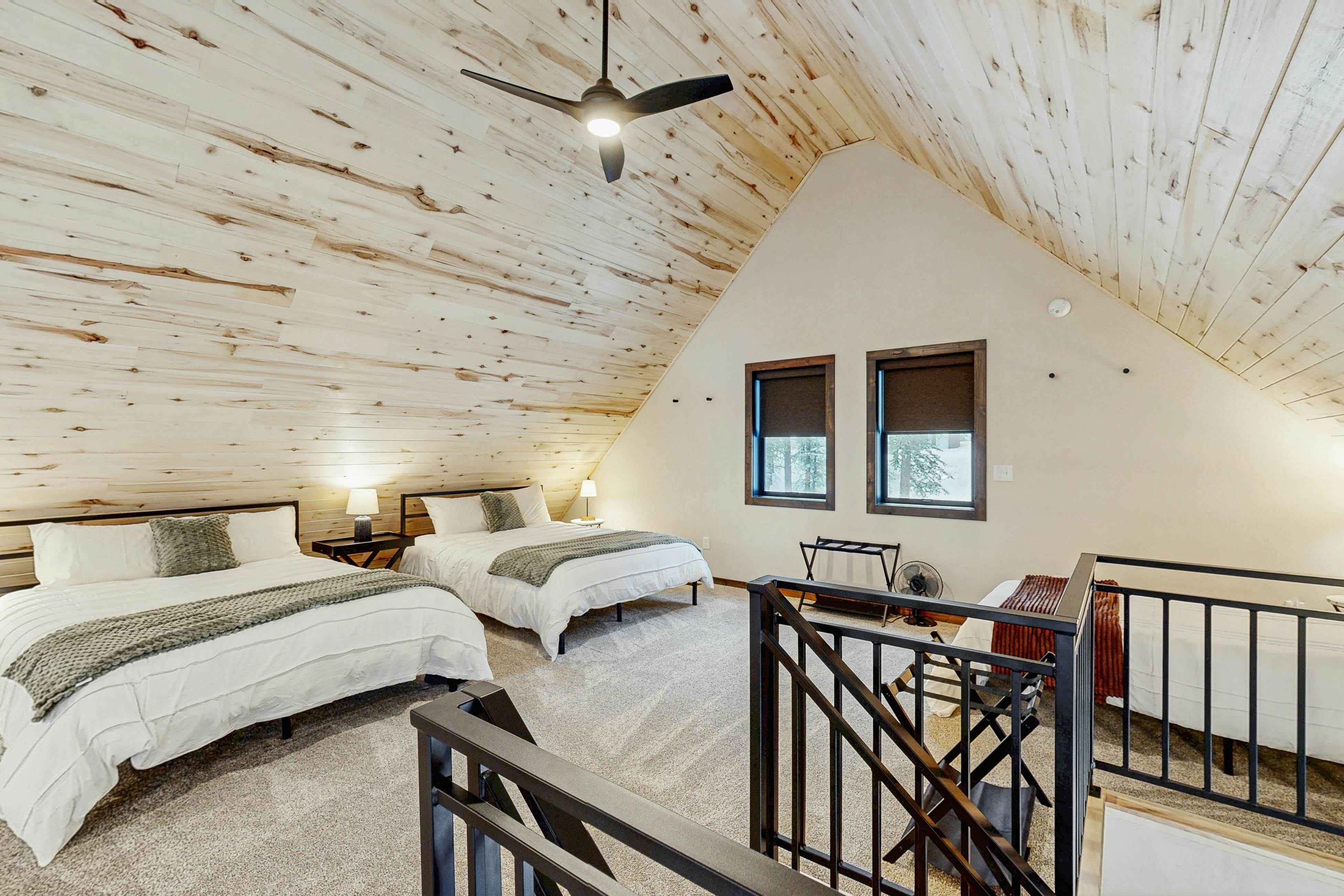 Summer Skjol & Ski Haus