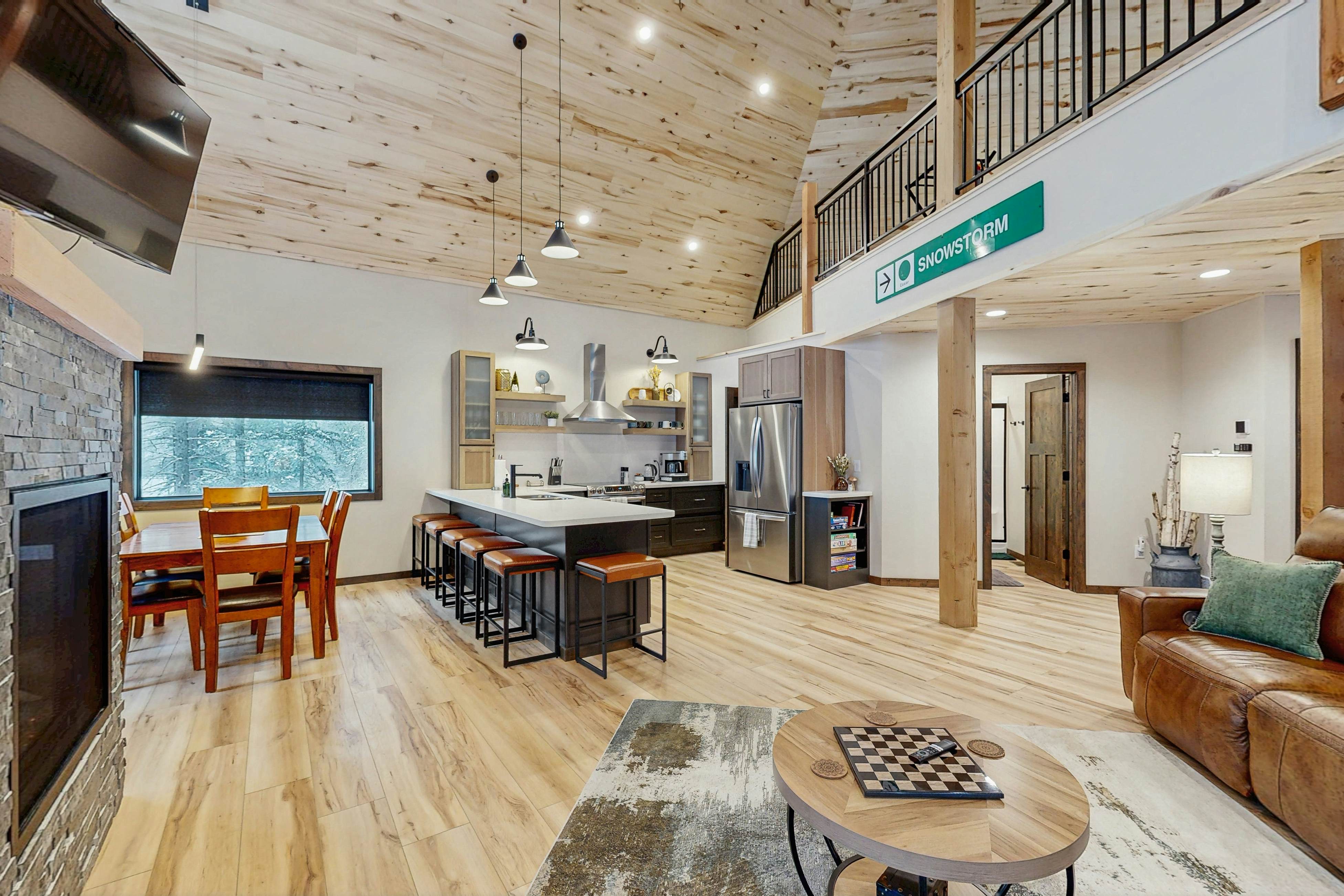 Summer Skjol & Ski Haus