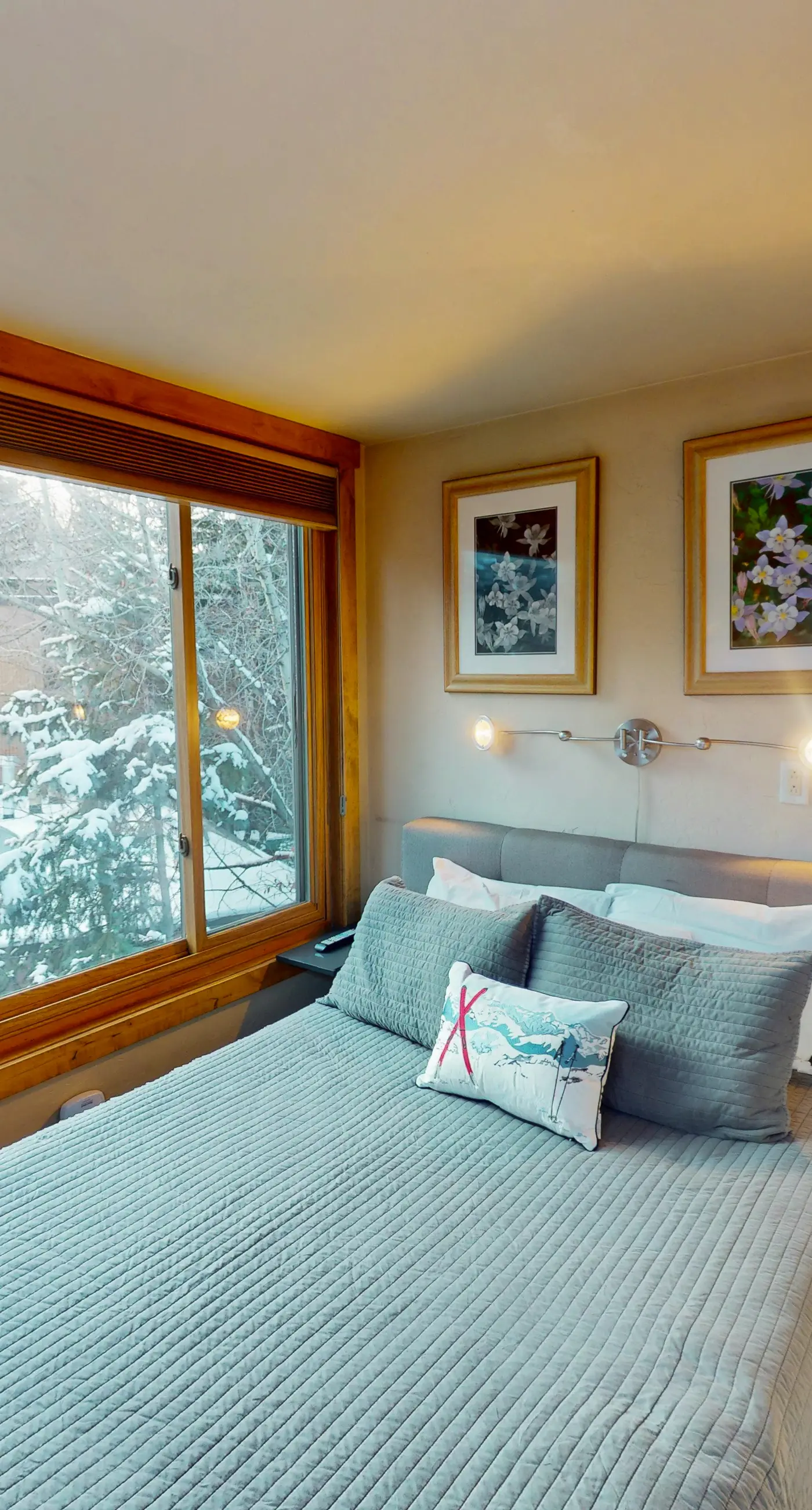 Tenmile Mountain House