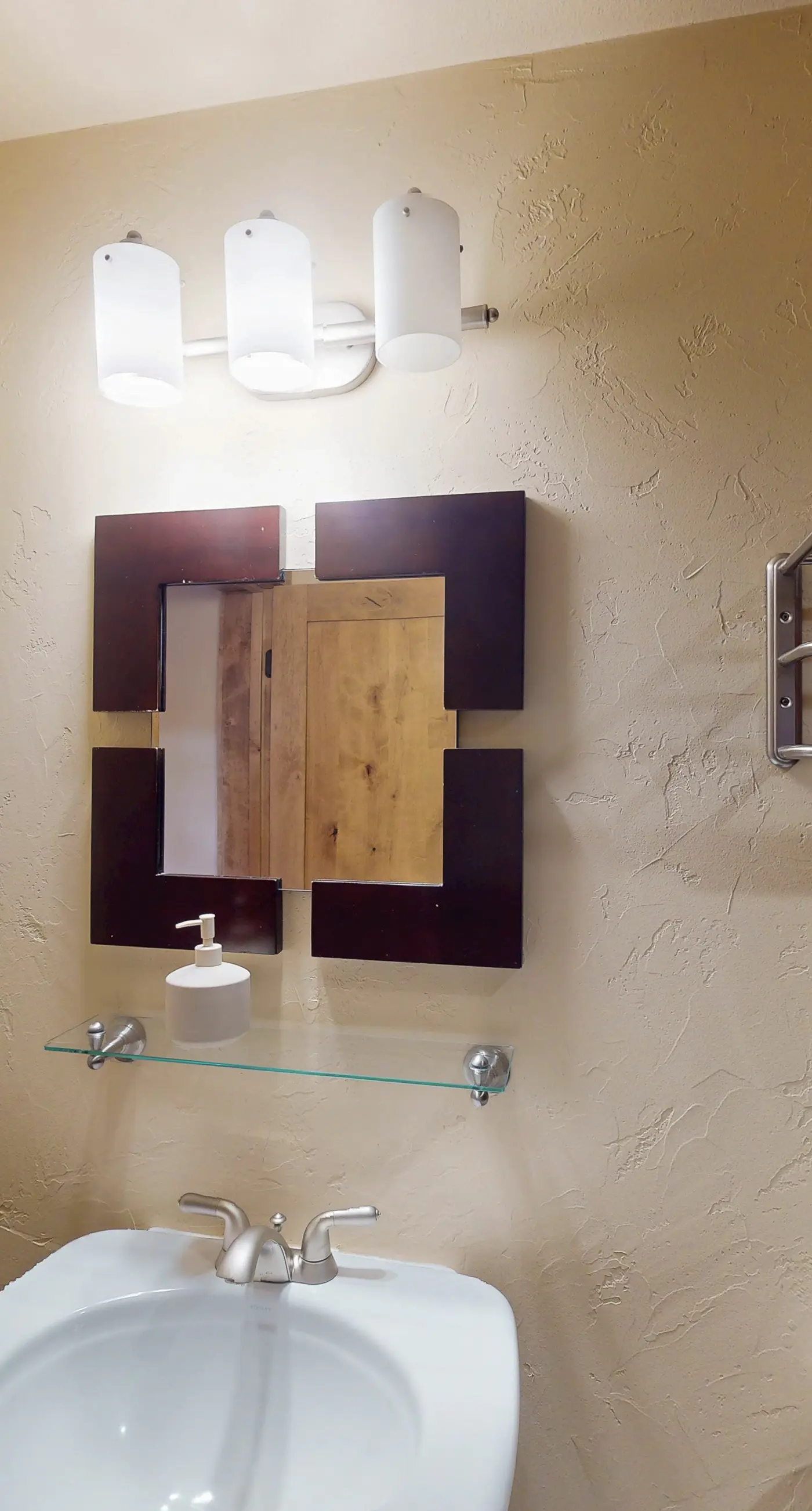 Tenmile Mountain House