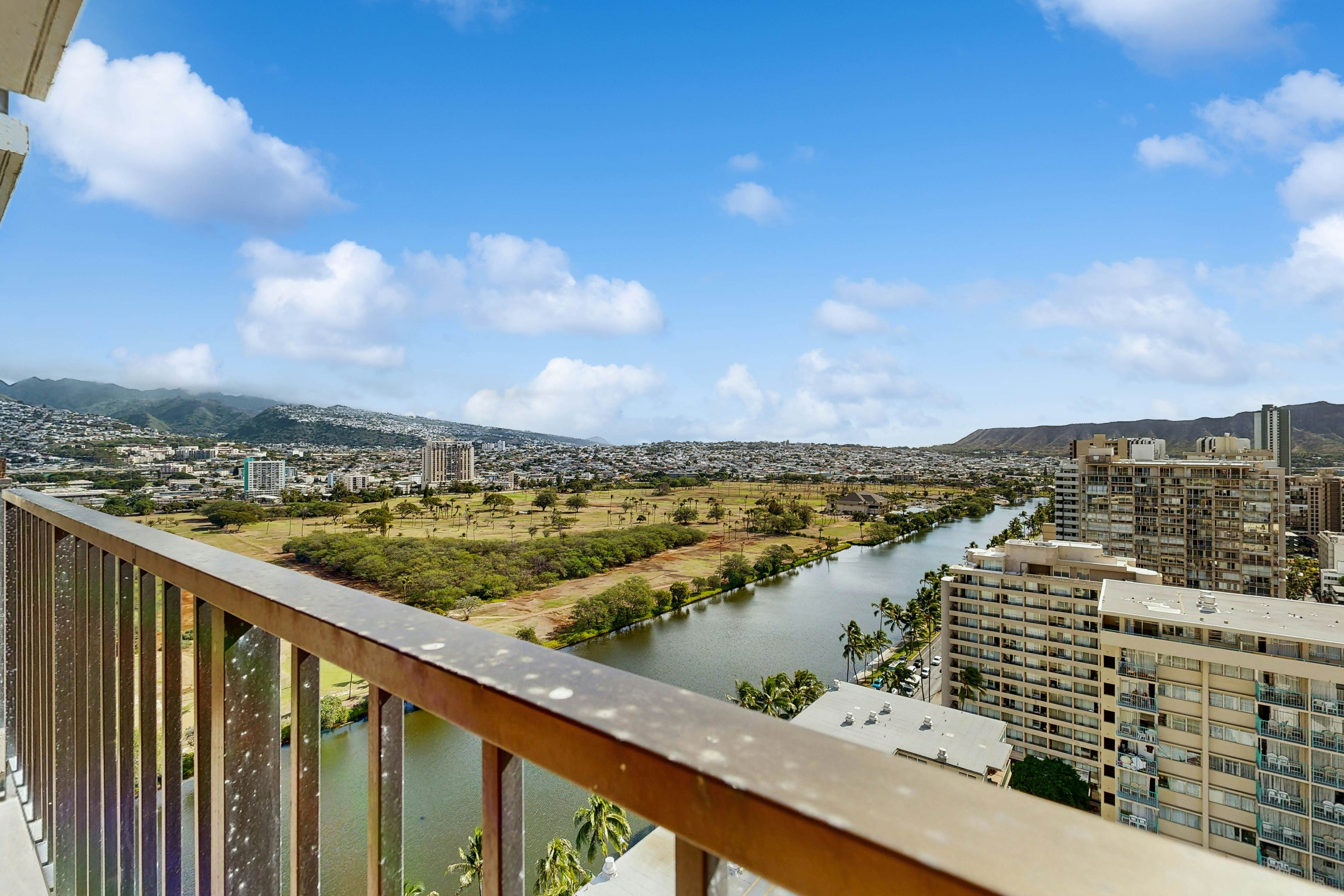 Fairway Villa 2411 - 30 night minimum