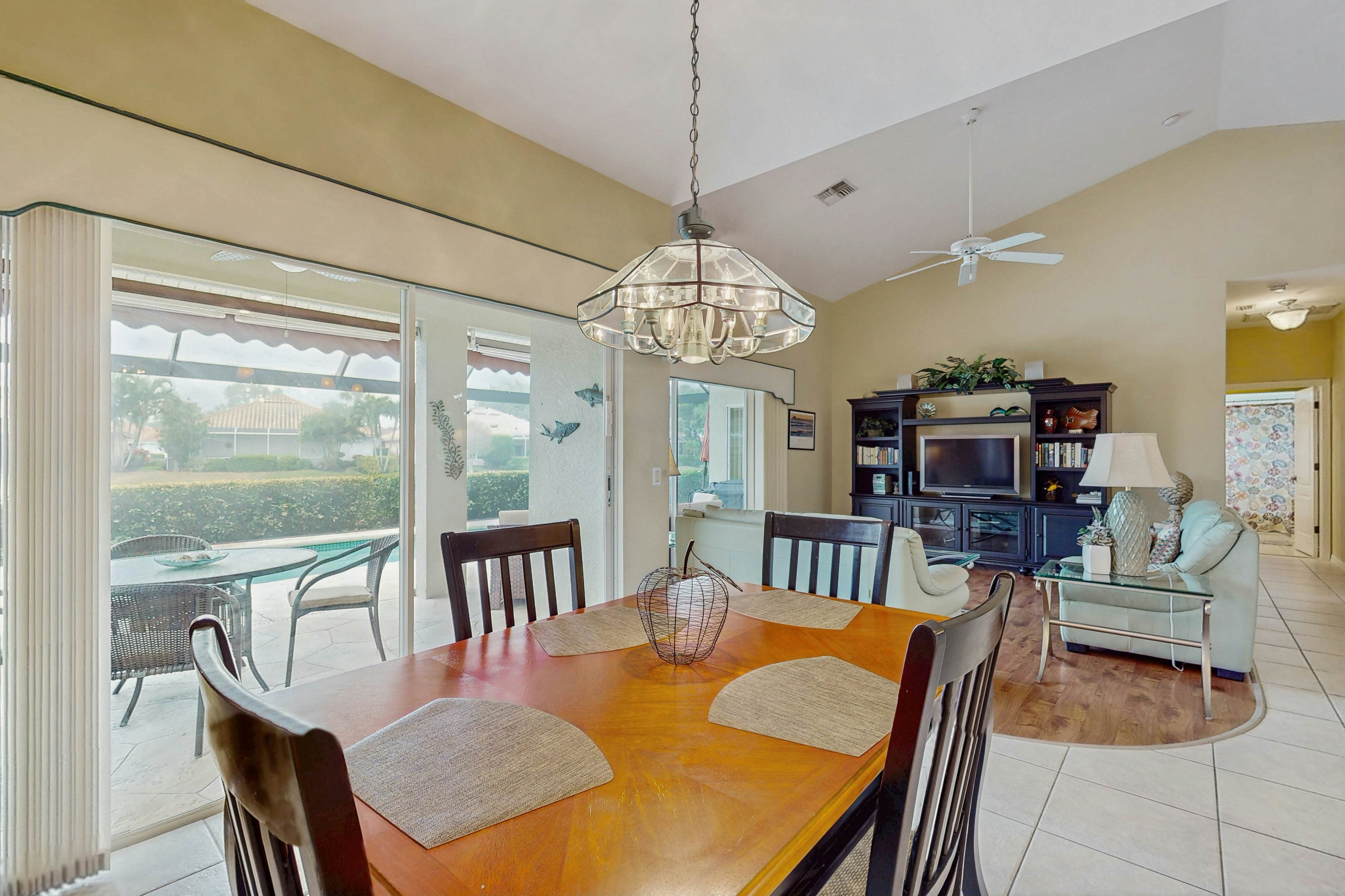 Falcons Glen at Lely Resort